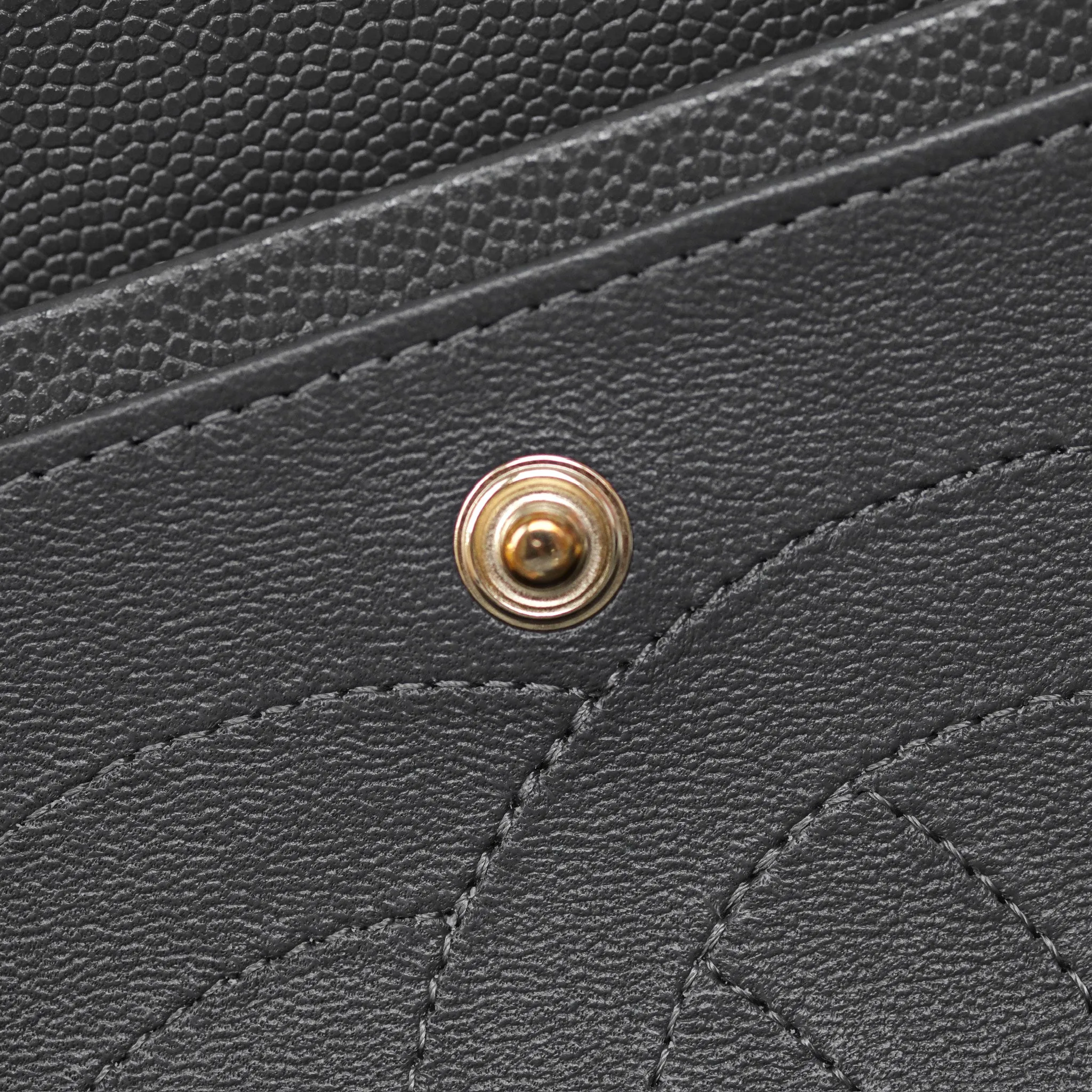 Chanel Jumbo Classic Double Flap Quilted Dark Grey Caviar Gold Hardware⁣⁣
