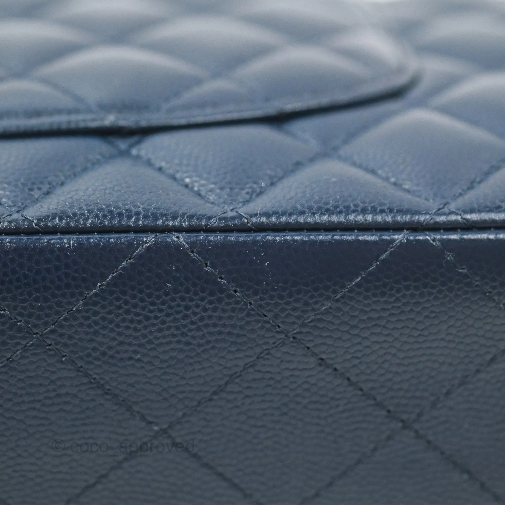 Chanel M/L Medium Classic Flap Quilted Navy Caviar Gold Hardware