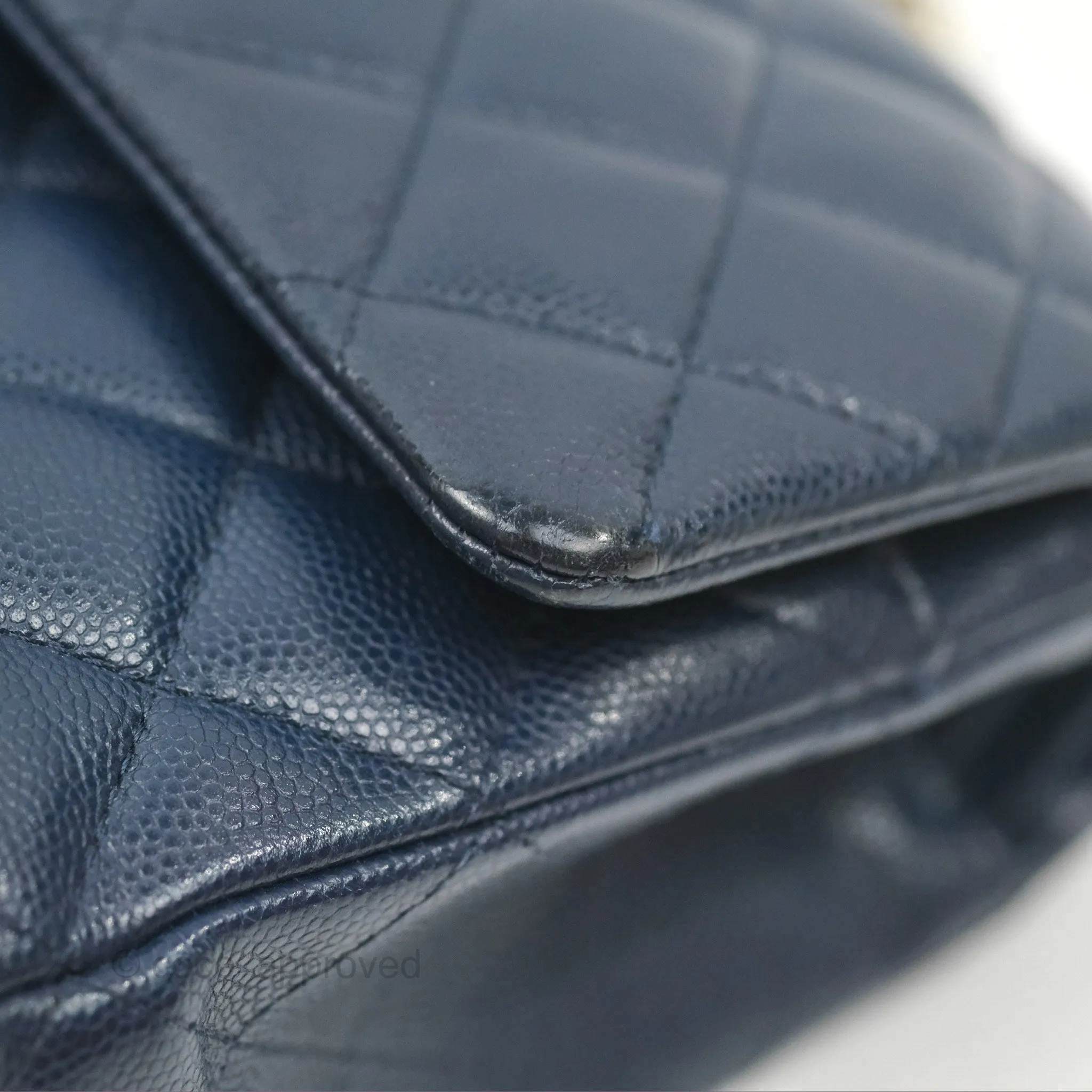 Chanel M/L Medium Classic Flap Quilted Navy Caviar Gold Hardware
