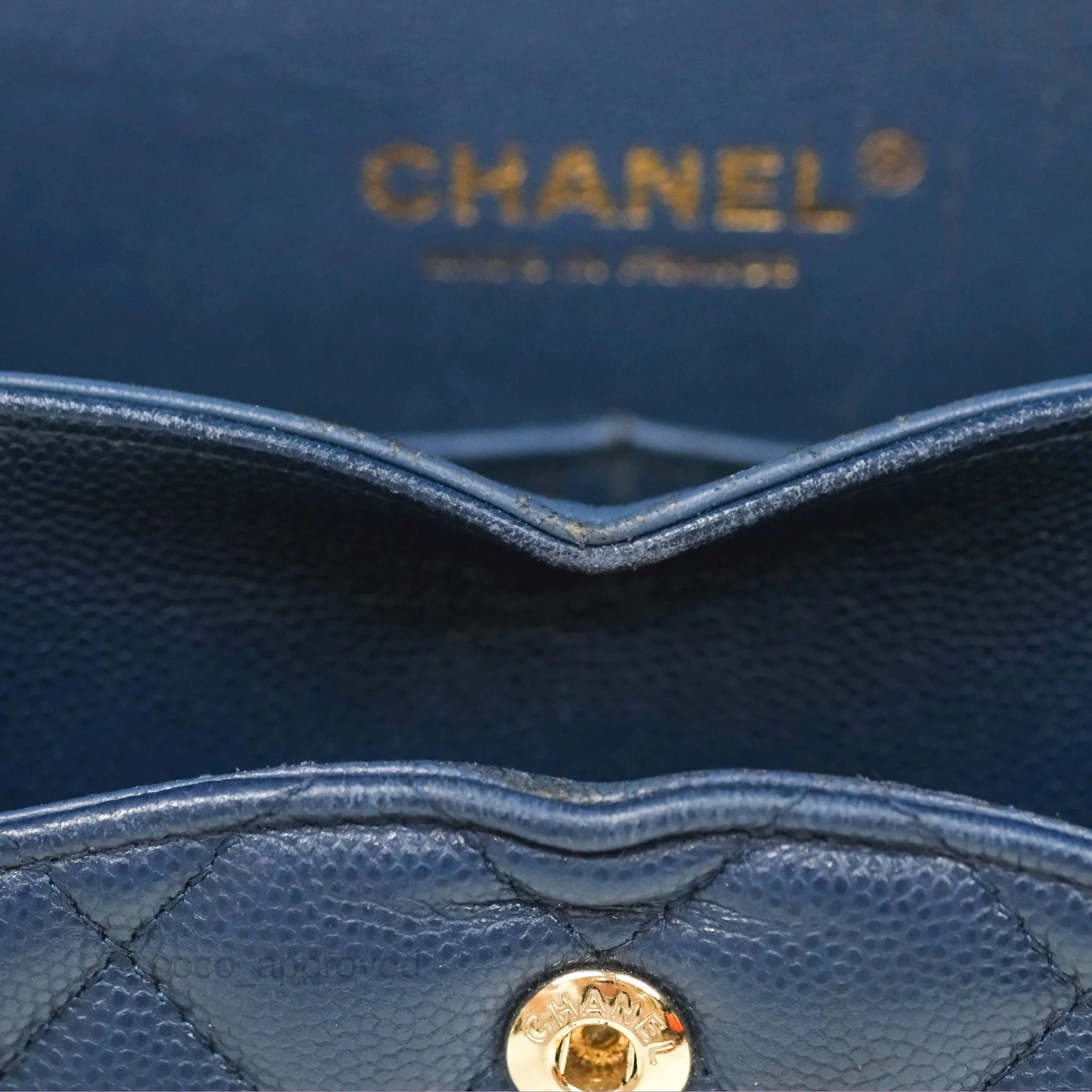 Chanel M/L Medium Classic Flap Quilted Navy Caviar Gold Hardware