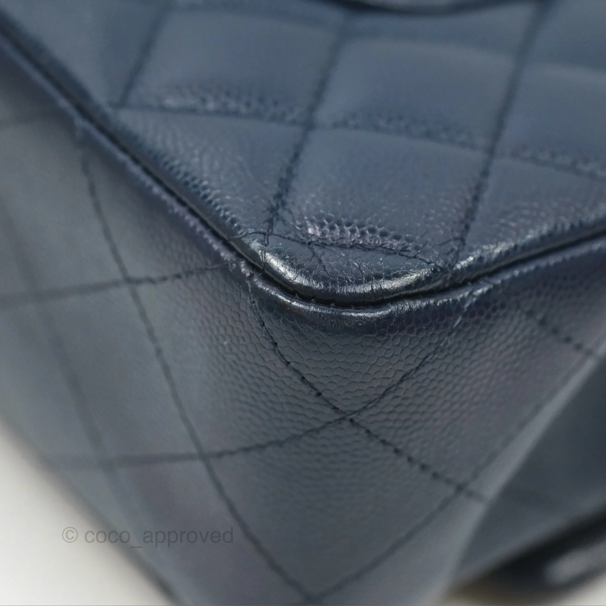 Chanel M/L Medium Classic Flap Quilted Navy Caviar Gold Hardware