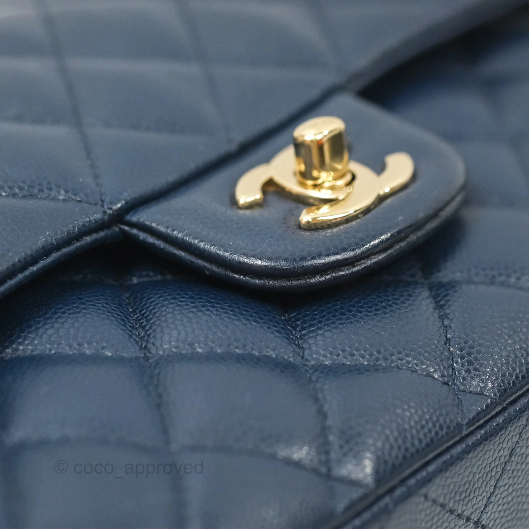 Chanel M/L Medium Classic Flap Quilted Navy Caviar Gold Hardware