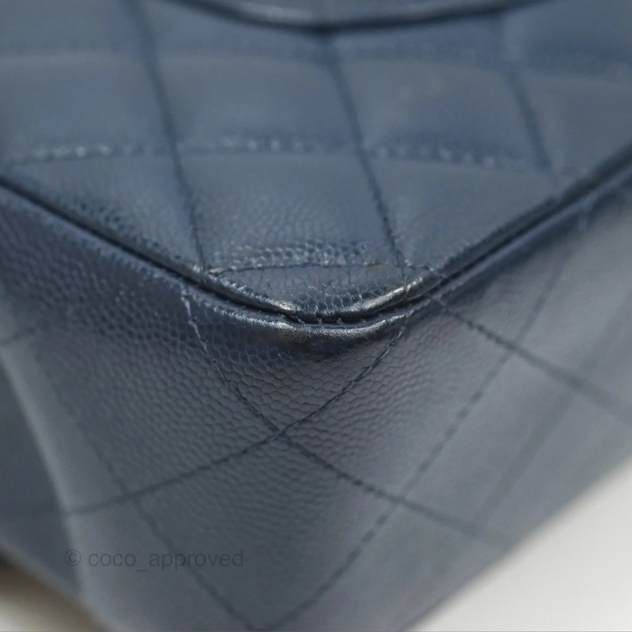 Chanel M/L Medium Classic Flap Quilted Navy Caviar Gold Hardware