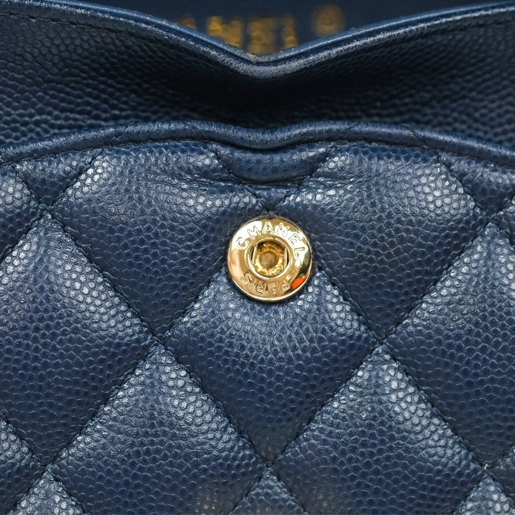 Chanel M/L Medium Classic Flap Quilted Navy Caviar Gold Hardware