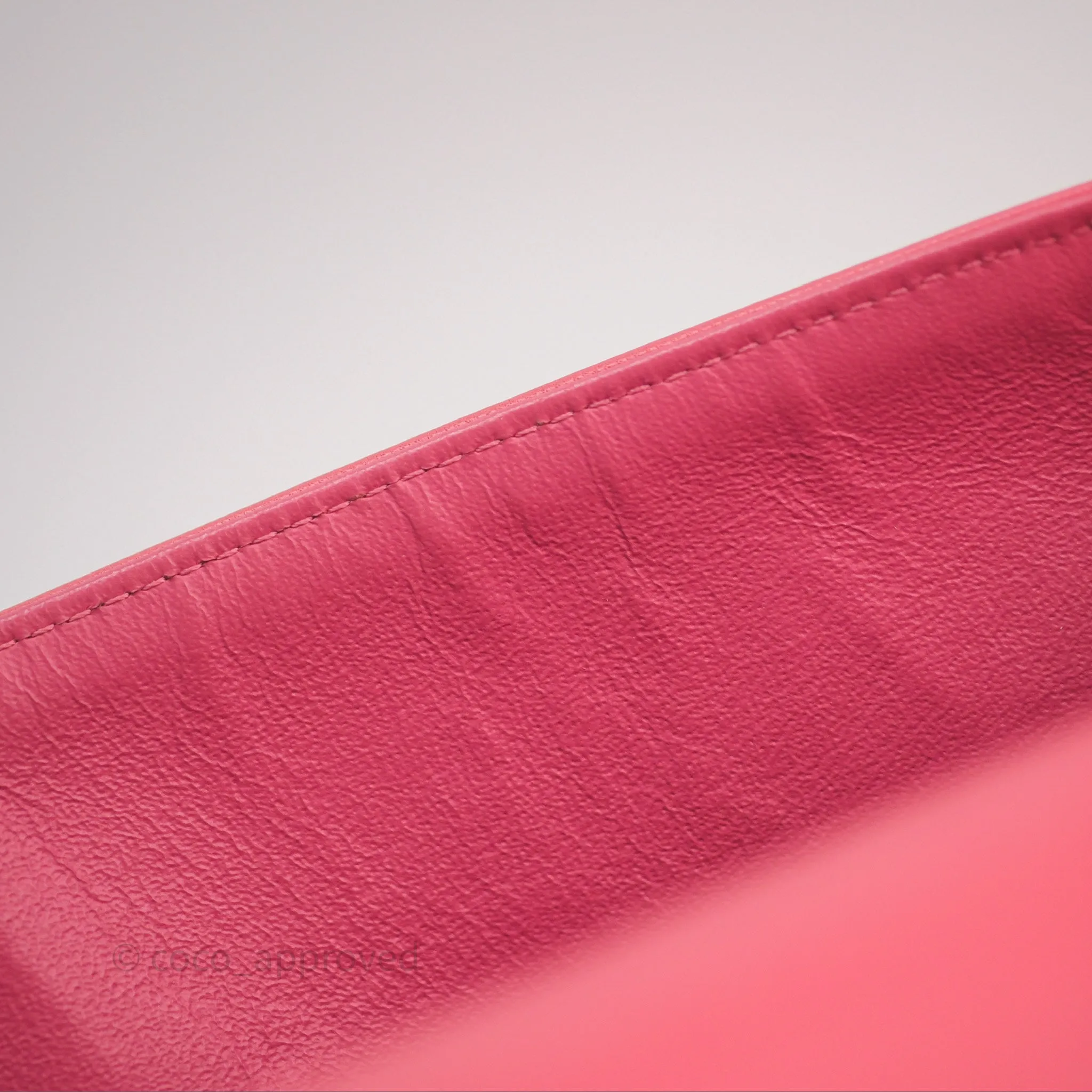Chanel M/L Medium Flap Bag Valentine Limited Edition Pink Lambskin Gold Hardware