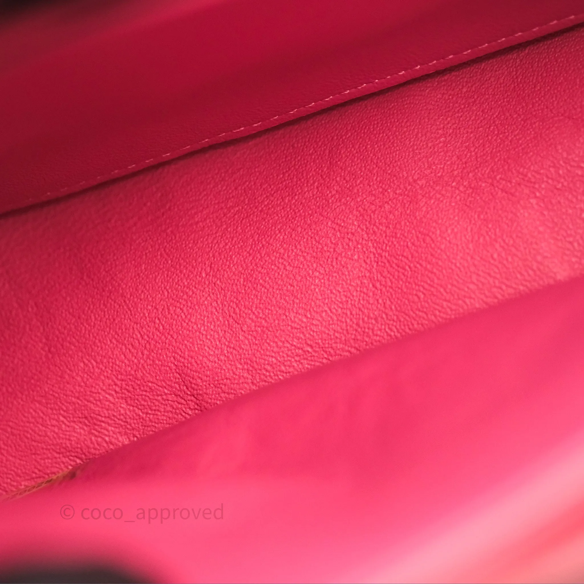 Chanel M/L Medium Flap Bag Valentine Limited Edition Pink Lambskin Gold Hardware