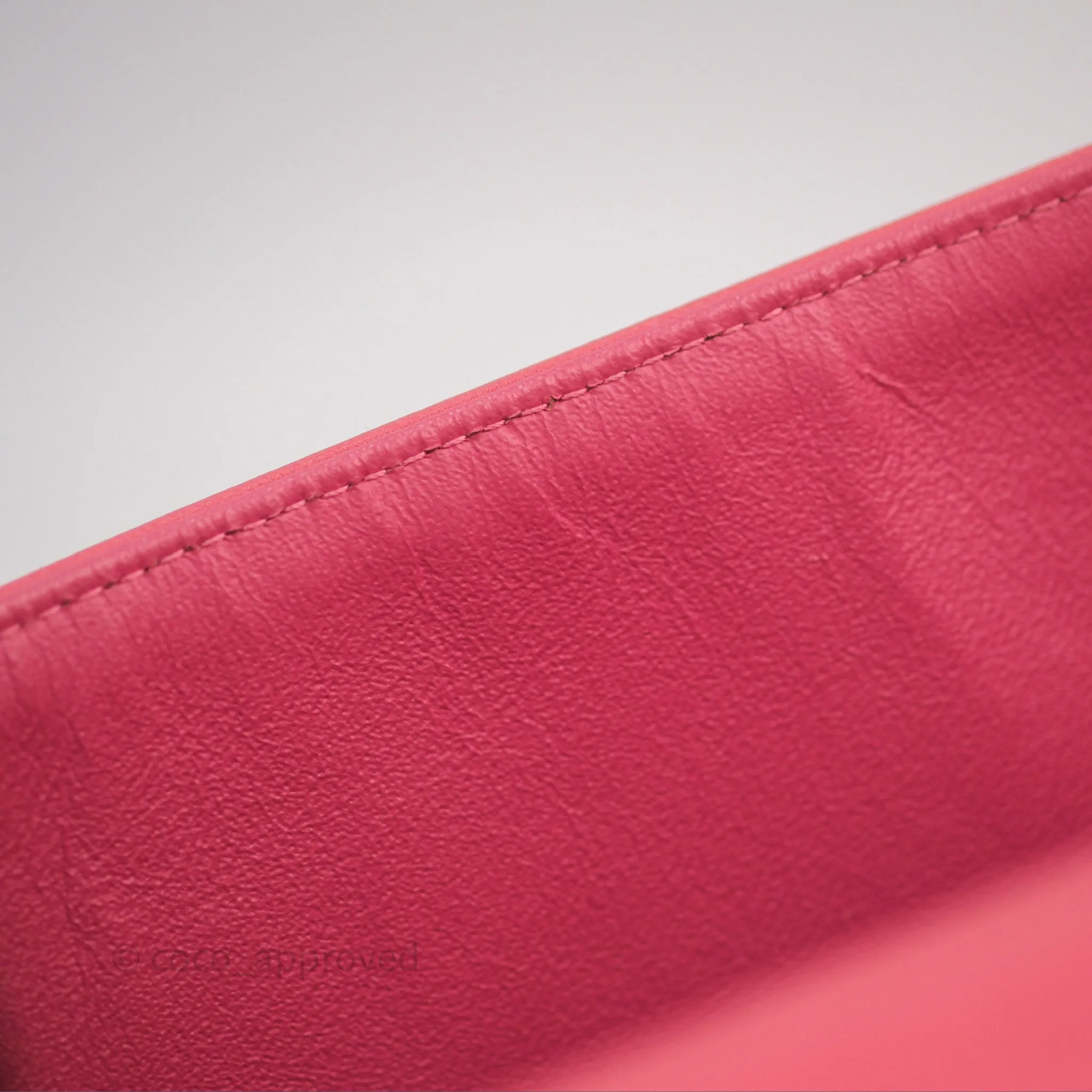 Chanel M/L Medium Flap Bag Valentine Limited Edition Pink Lambskin Gold Hardware