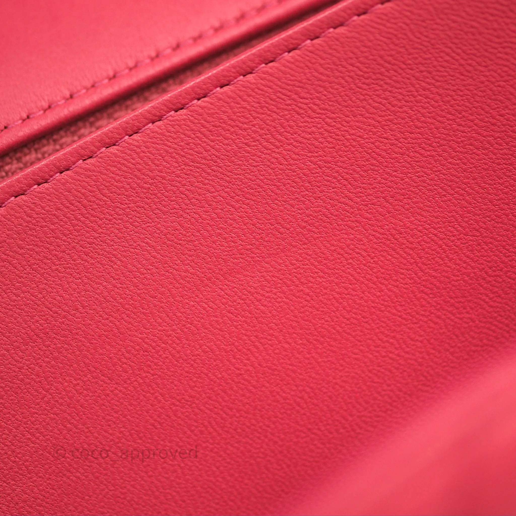 Chanel M/L Medium Flap Bag Valentine Limited Edition Pink Lambskin Gold Hardware