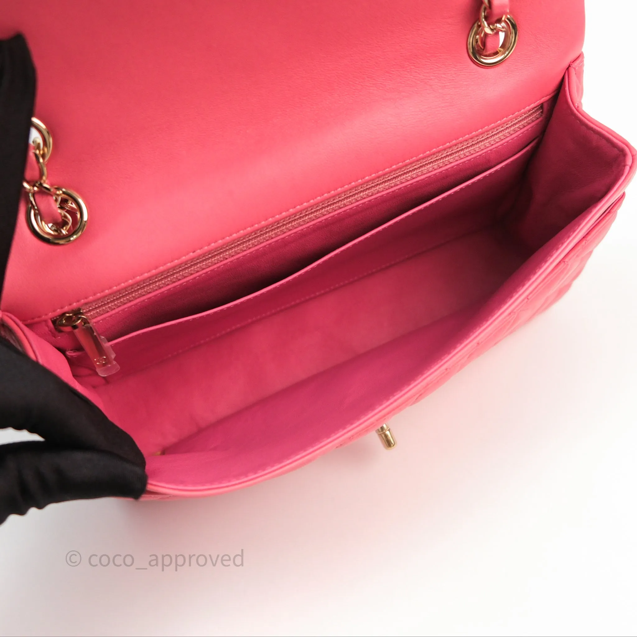 Chanel M/L Medium Flap Bag Valentine Limited Edition Pink Lambskin Gold Hardware