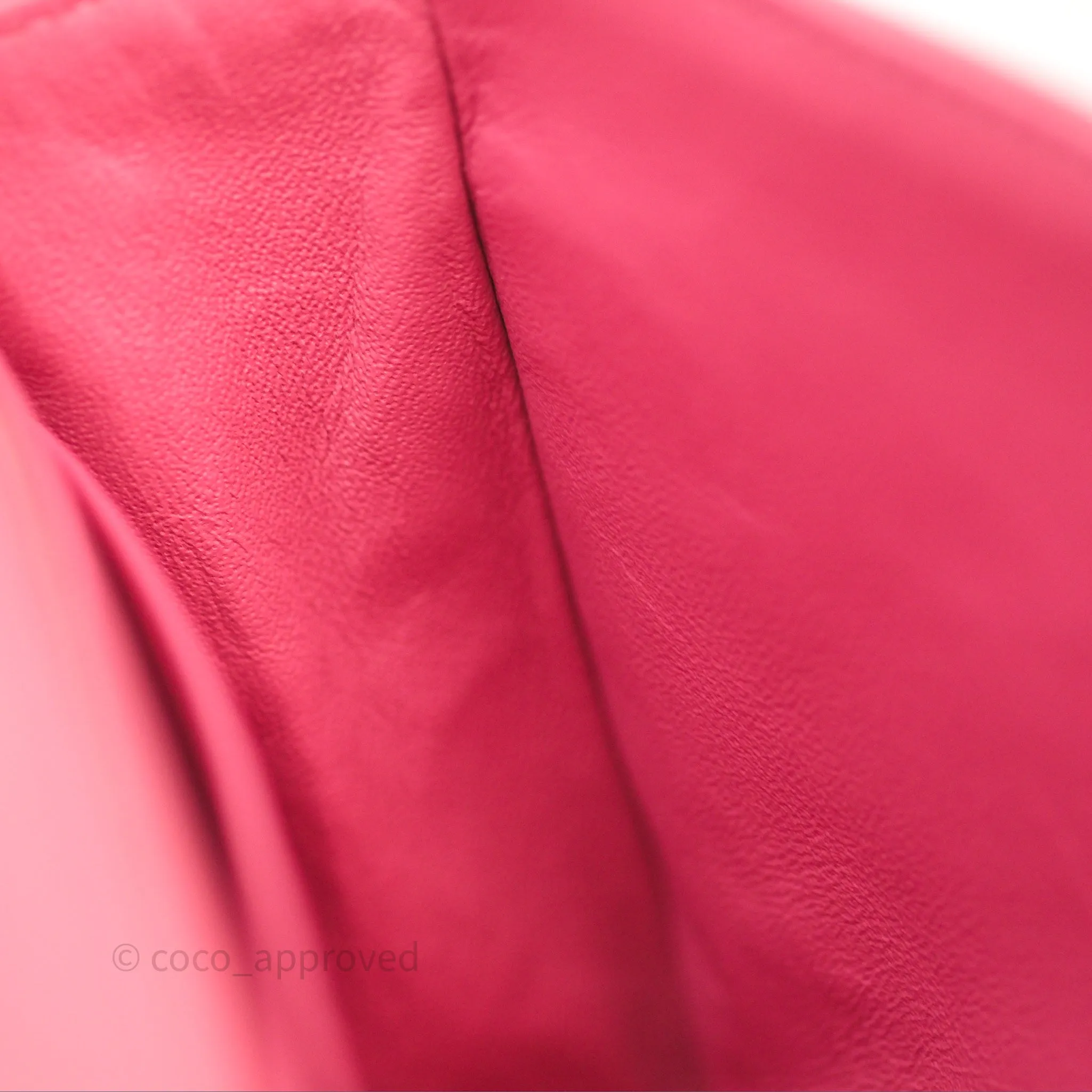 Chanel M/L Medium Flap Bag Valentine Limited Edition Pink Lambskin Gold Hardware