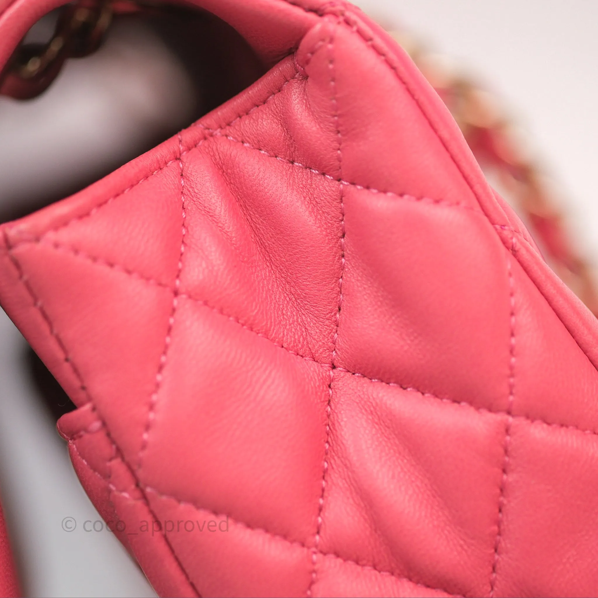 Chanel M/L Medium Flap Bag Valentine Limited Edition Pink Lambskin Gold Hardware