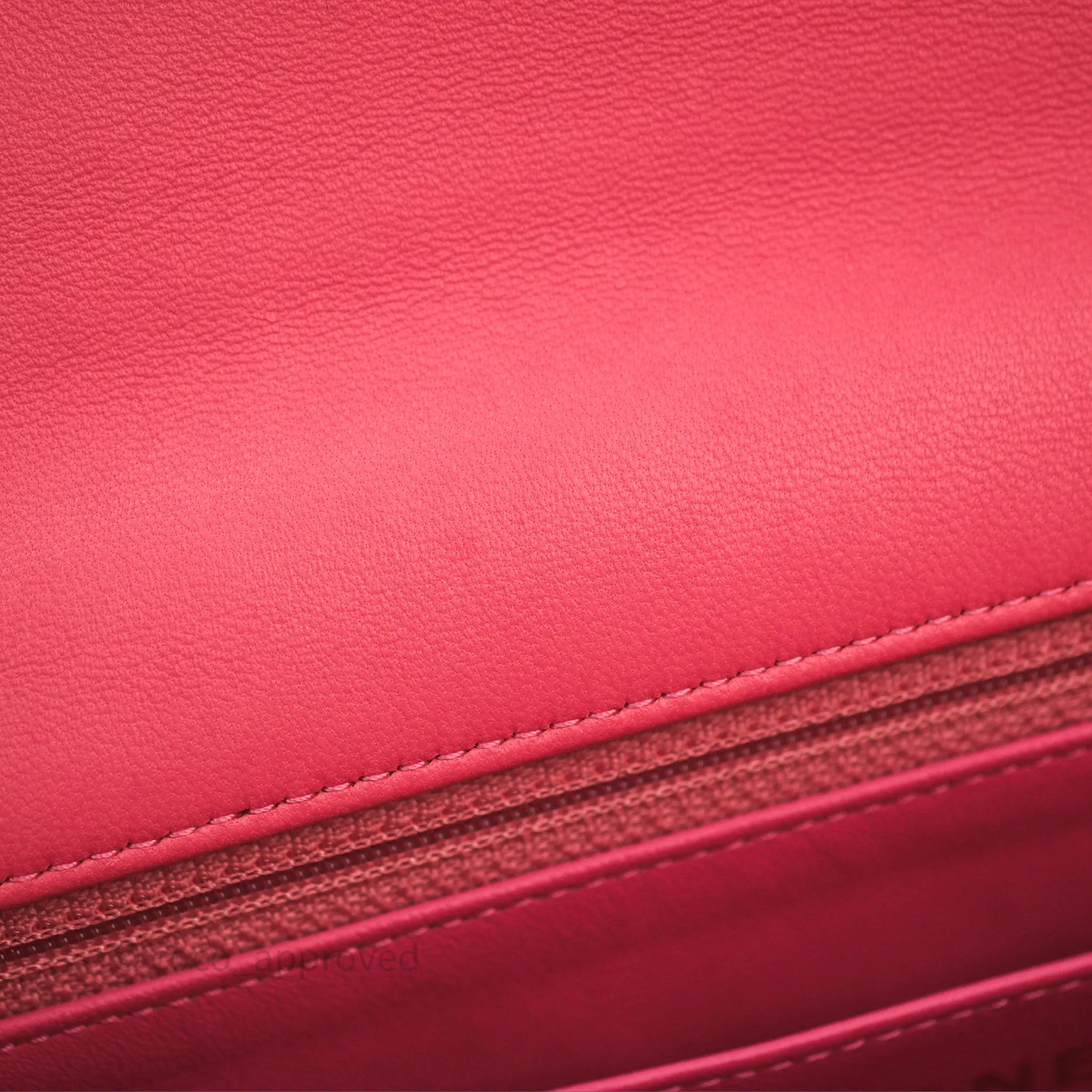 Chanel M/L Medium Flap Bag Valentine Limited Edition Pink Lambskin Gold Hardware