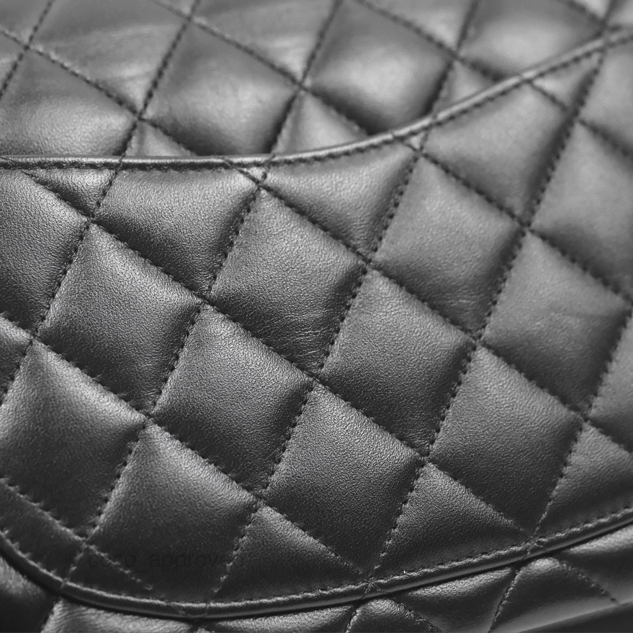 Chanel Small S/M Classic Flap Black Lambskin Gold Hardware
