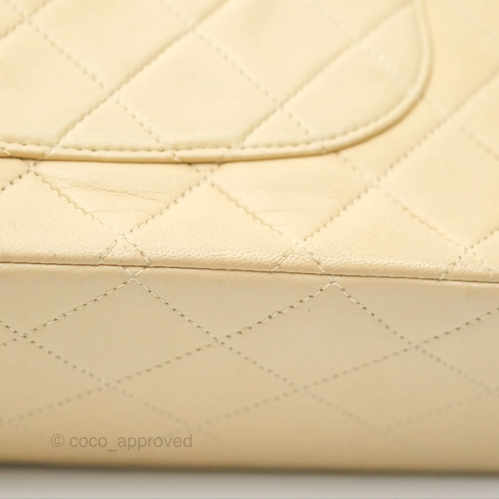 Chanel Vintage Medium Classic Flap Beige Lambskin 24K Gold Hardware