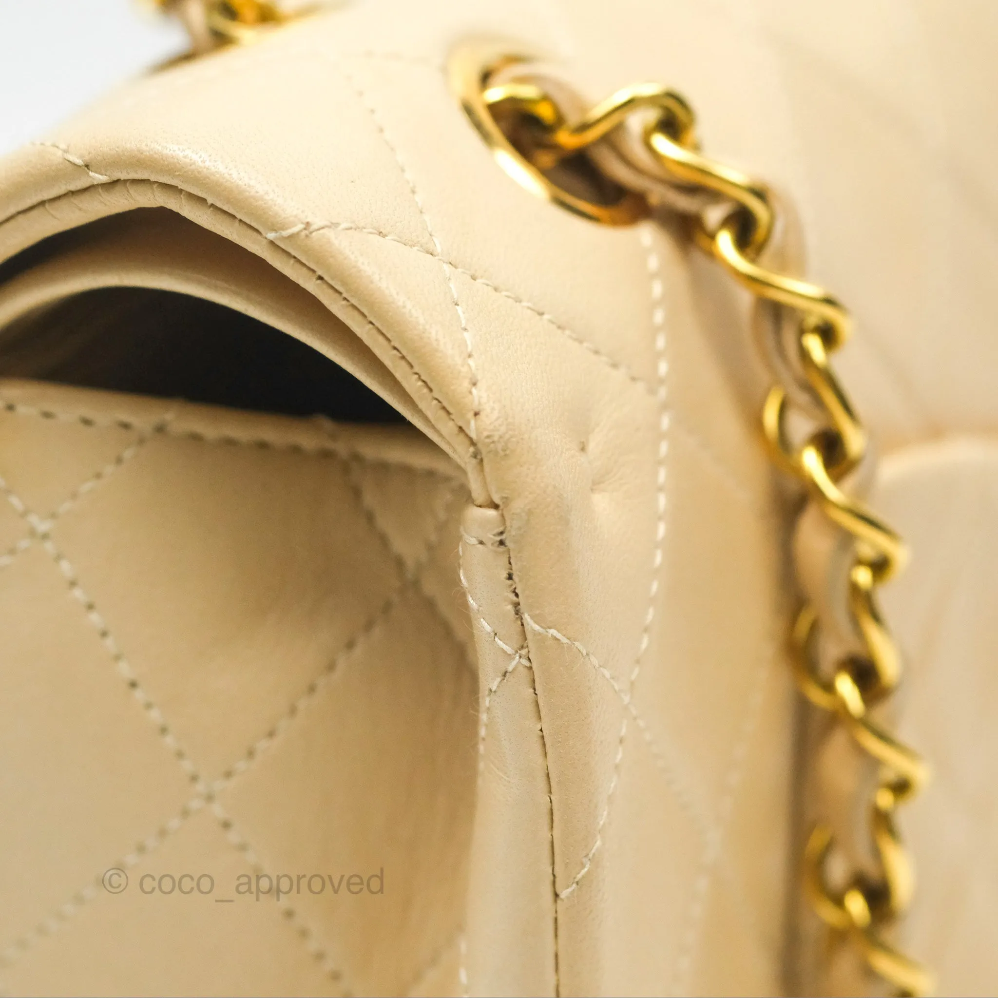 Chanel Vintage Medium Classic Flap Beige Lambskin 24K Gold Hardware