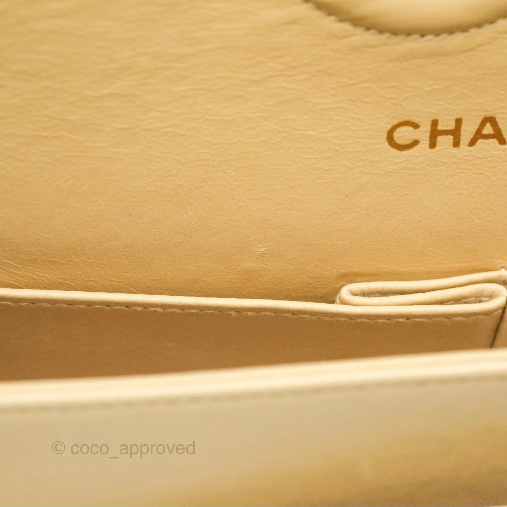 Chanel Vintage Medium Classic Flap Beige Lambskin 24K Gold Hardware