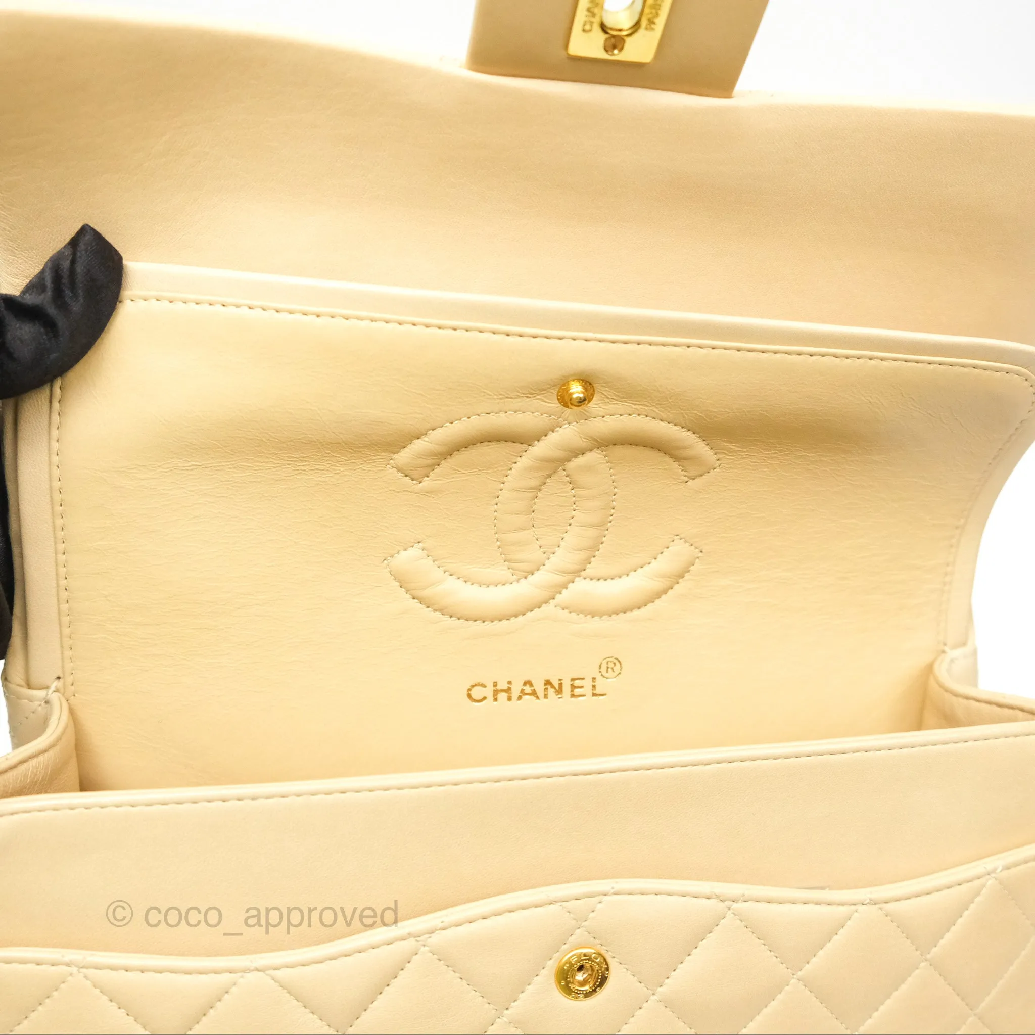 Chanel Vintage Medium Classic Flap Beige Lambskin 24K Gold Hardware