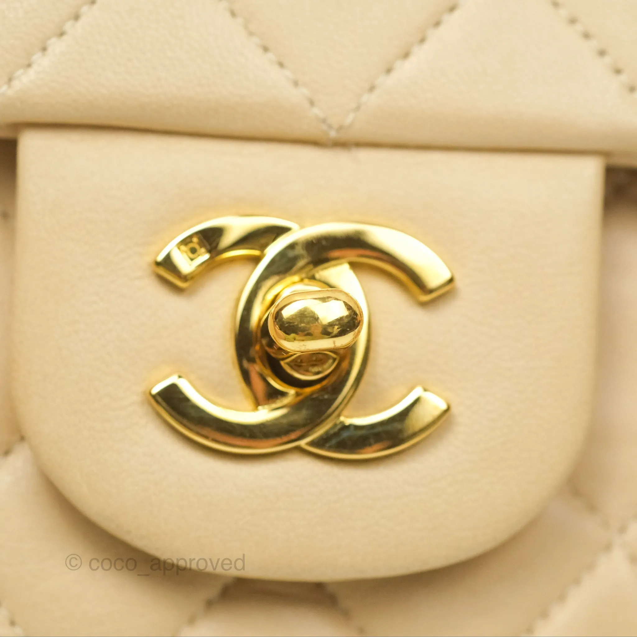 Chanel Vintage Medium Classic Flap Beige Lambskin 24K Gold Hardware