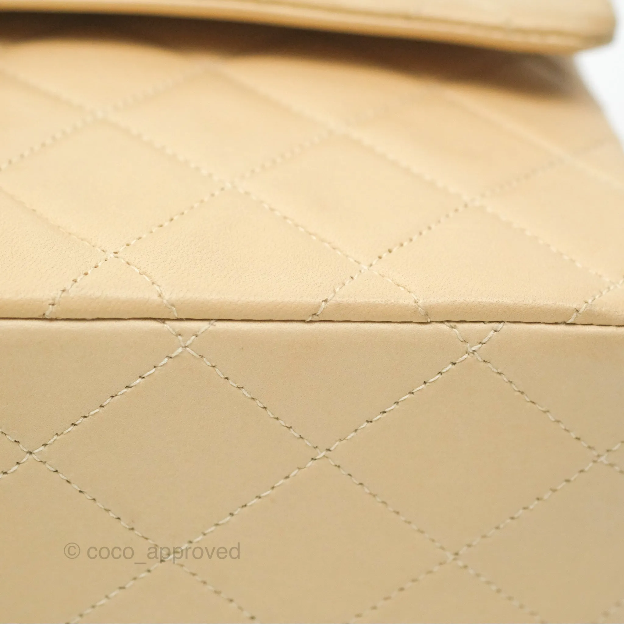 Chanel Vintage Medium Classic Flap Beige Lambskin 24K Gold Hardware