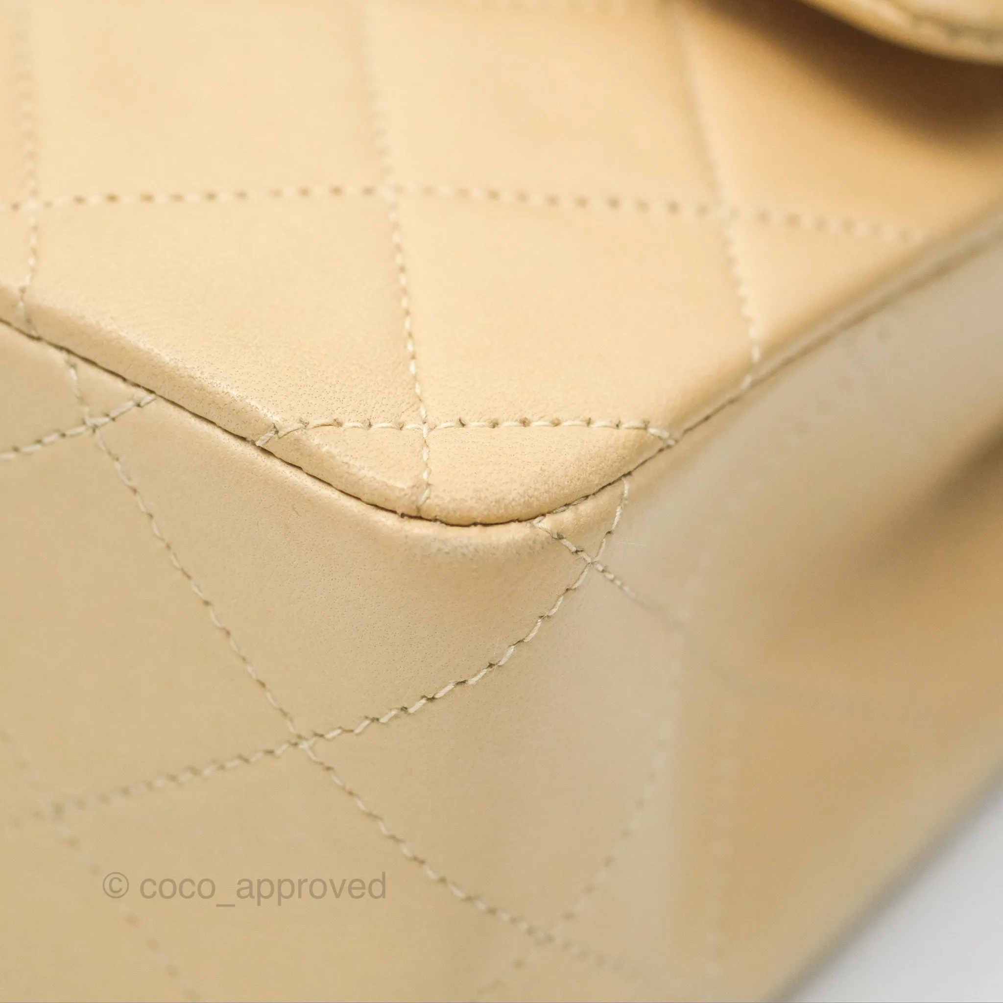 Chanel Vintage Medium Classic Flap Beige Lambskin 24K Gold Hardware