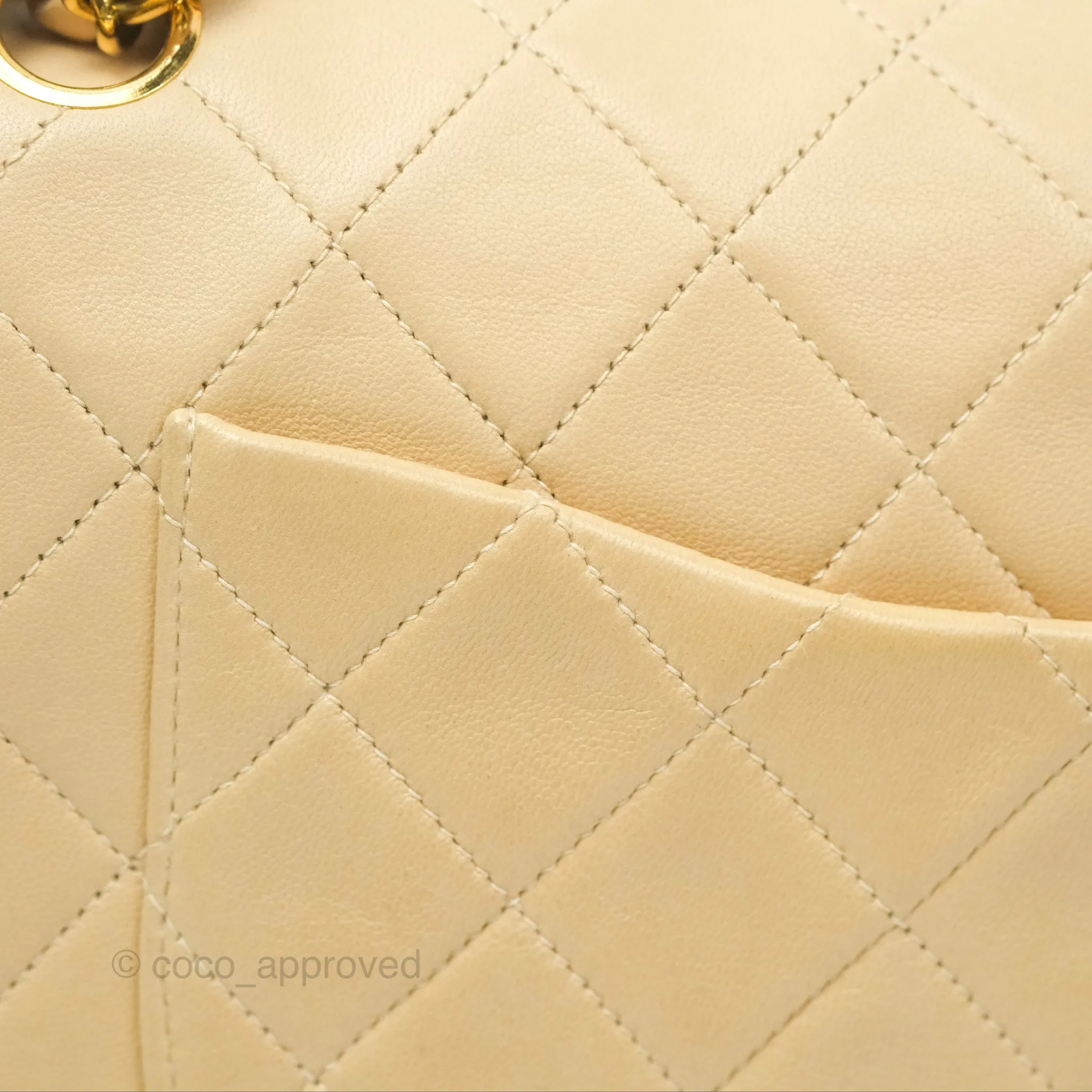 Chanel Vintage Medium Classic Flap Beige Lambskin 24K Gold Hardware