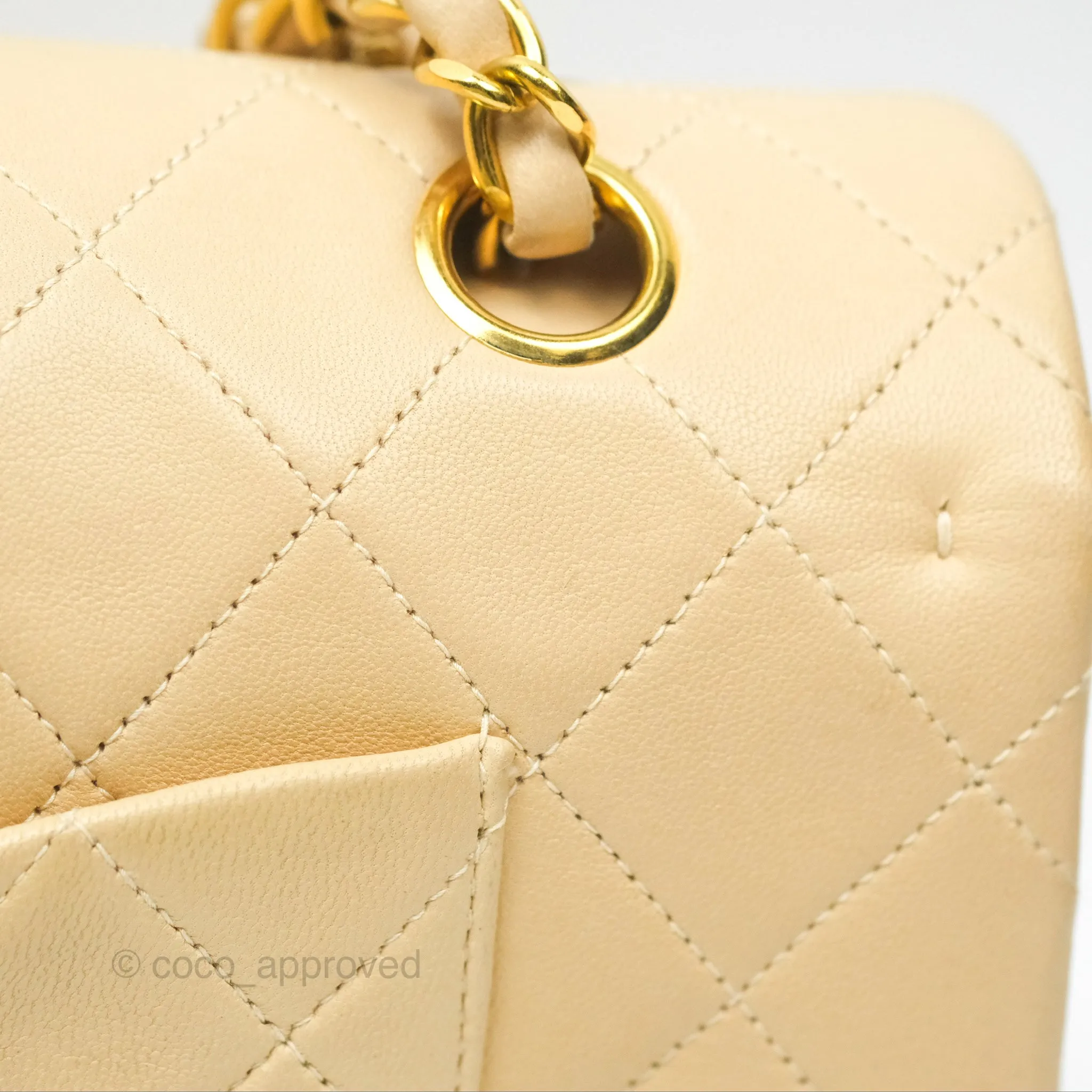 Chanel Vintage Medium Classic Flap Beige Lambskin 24K Gold Hardware