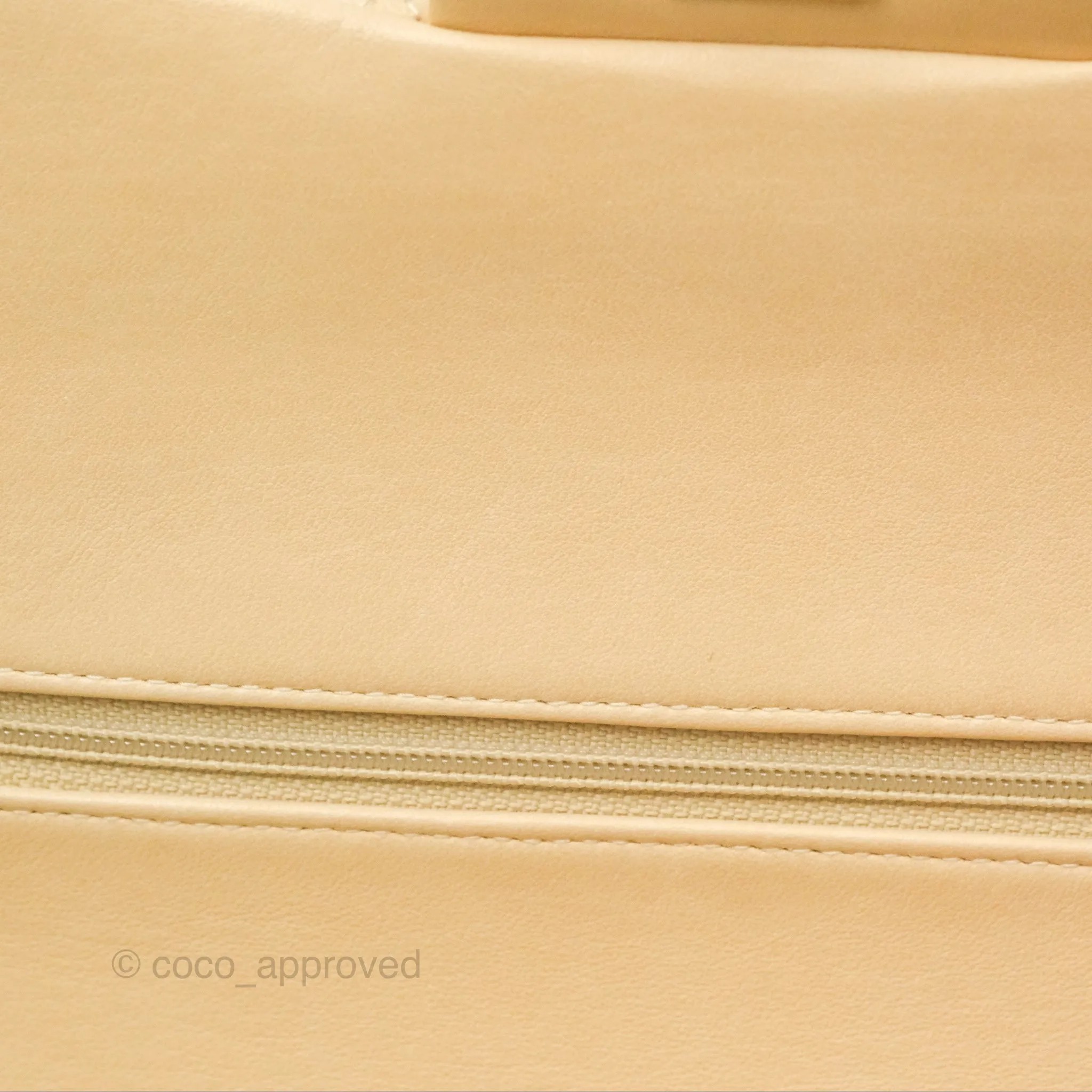 Chanel Vintage Medium Classic Flap Beige Lambskin 24K Gold Hardware
