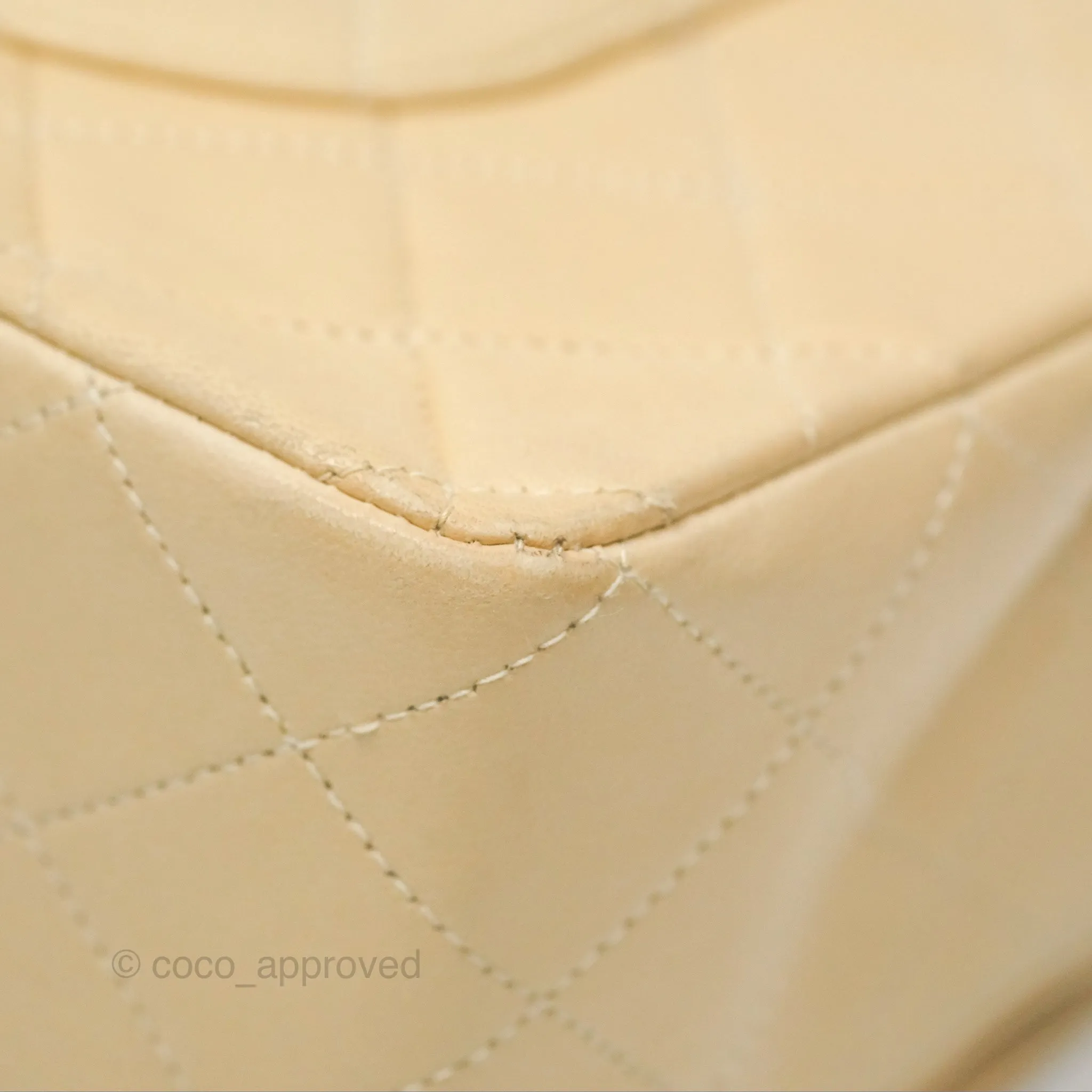Chanel Vintage Medium Classic Flap Beige Lambskin 24K Gold Hardware