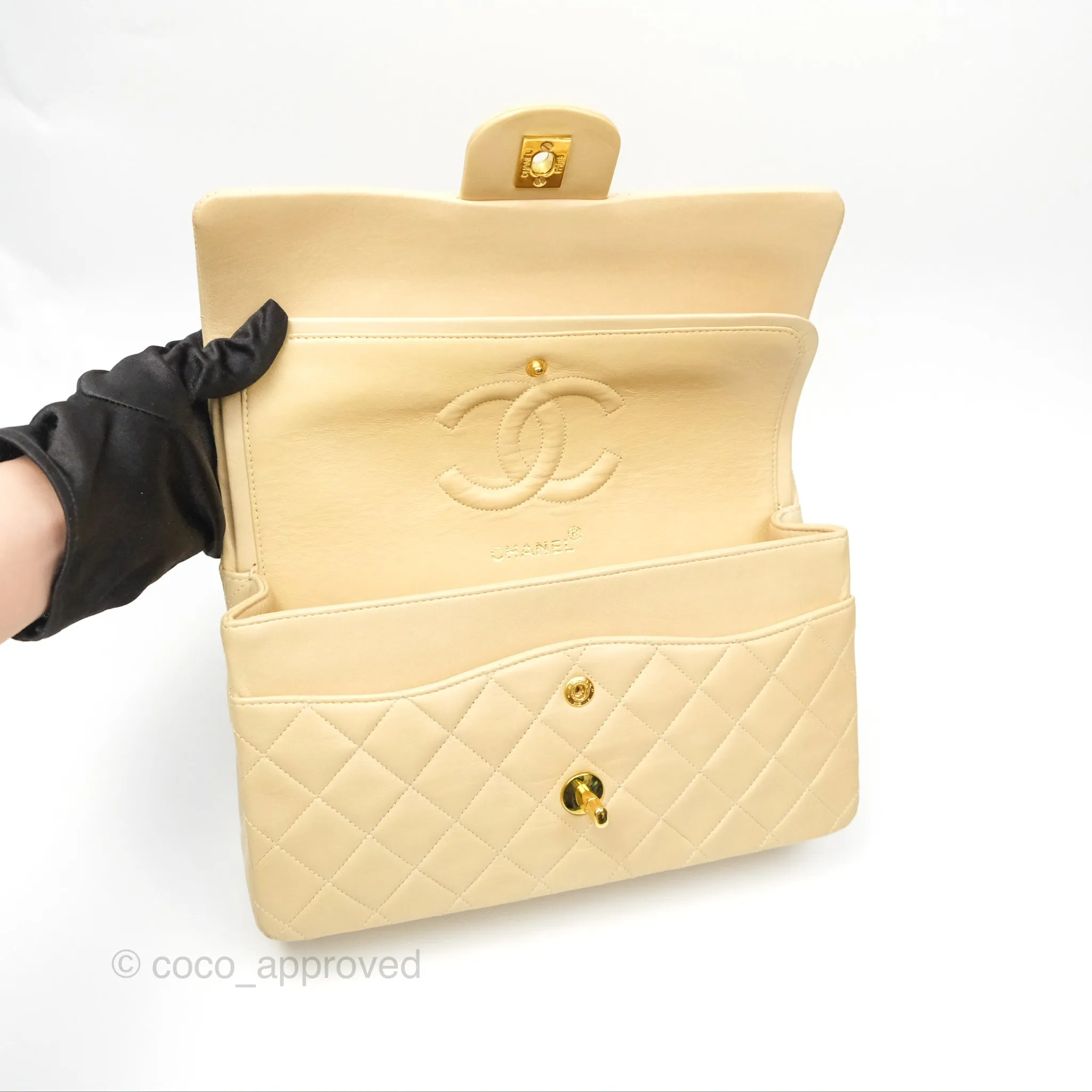 Chanel Vintage Medium Classic Flap Beige Lambskin 24K Gold Hardware