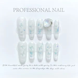 Charming Hollow Wing – Luminous Detail with Graceful Elegance