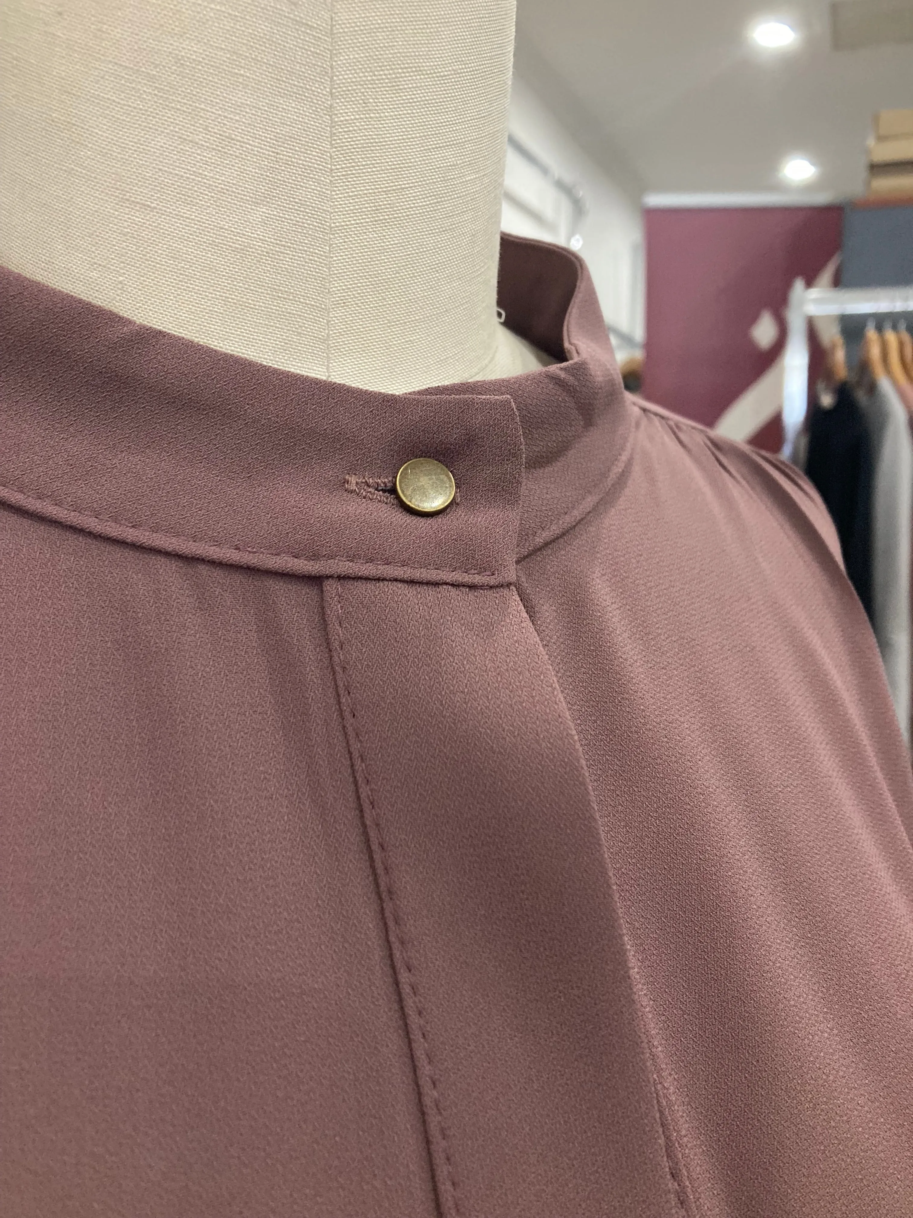 Classic Buttoned Dress - Mauve