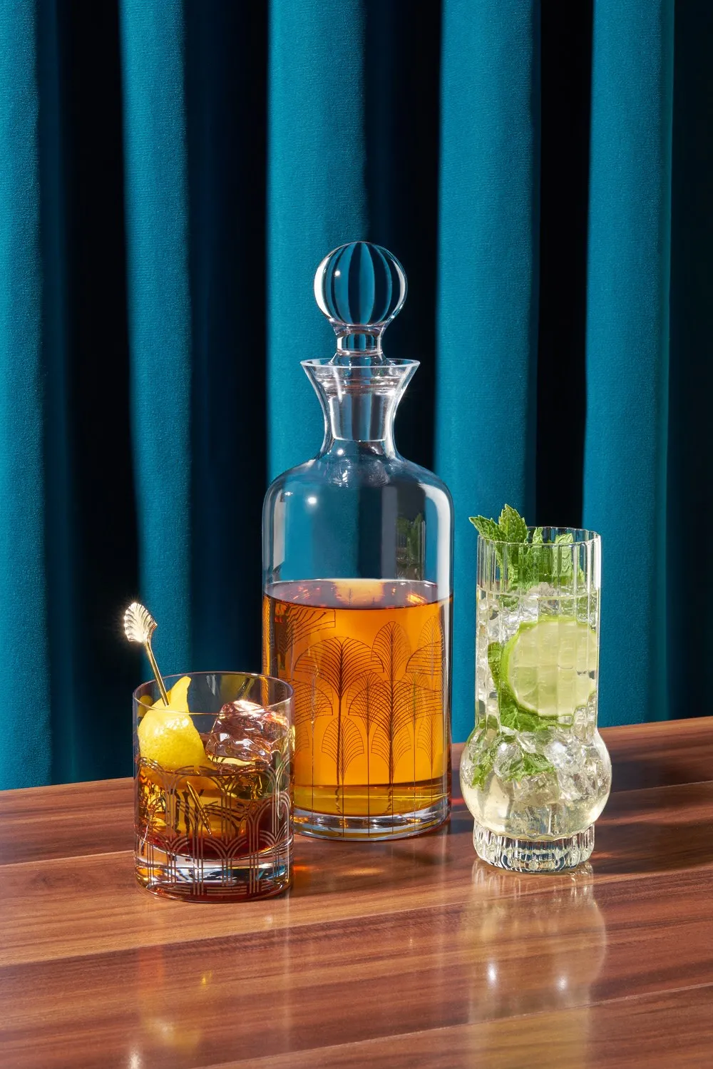 DECO LIQUOR DECANTER