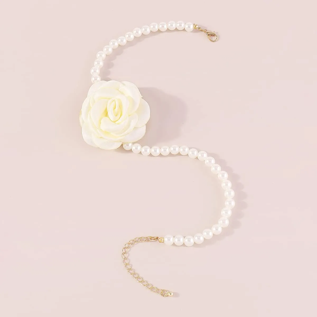 Elegant Pearl Floral Choker Necklace