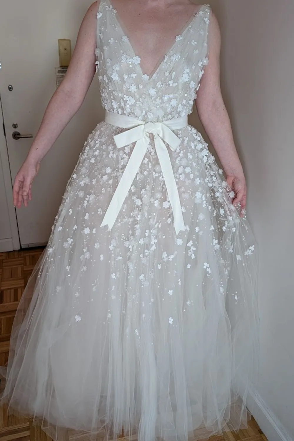 Elegant Plunging V Neckline