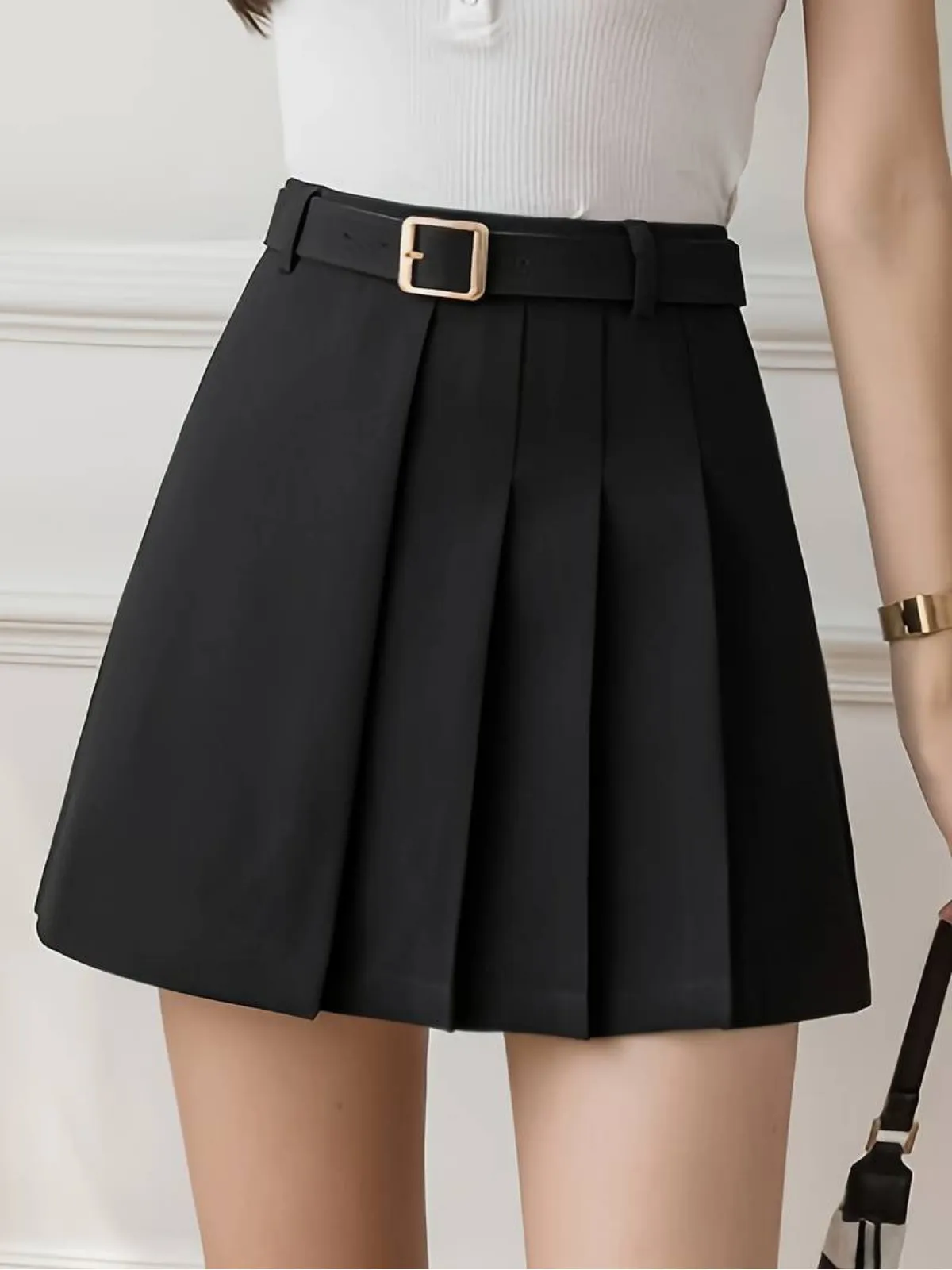 Elegant Style Pleated Skirt Short Skirt