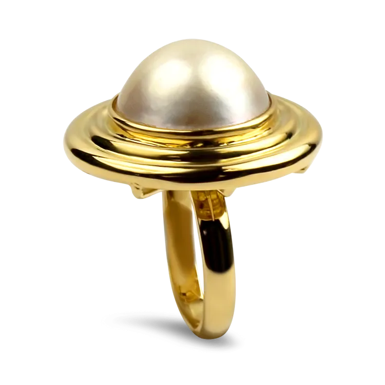 Estate 14k Yellow Gold Mabe Pearl Ring