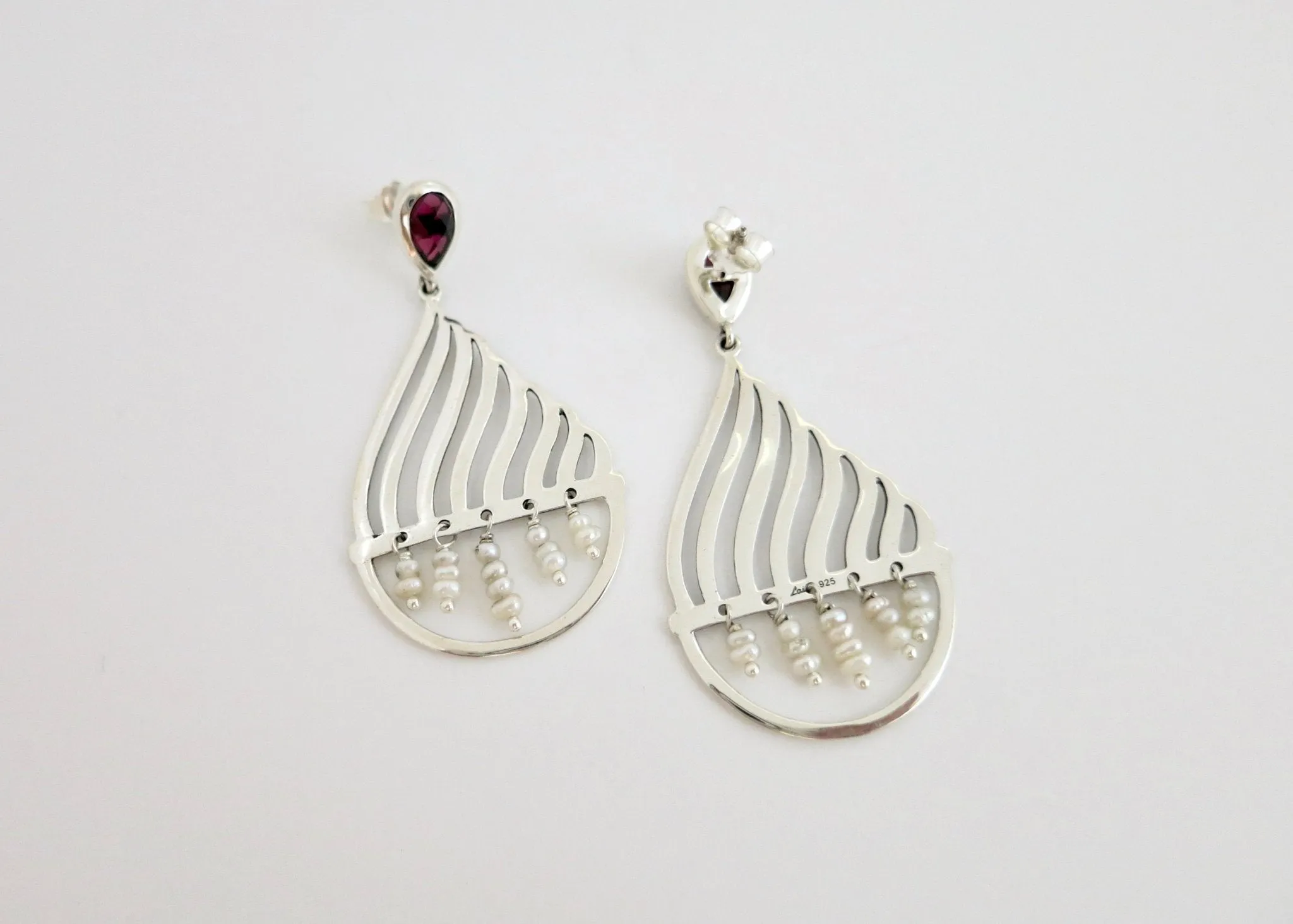 Exquisite, dancing 'jhalar' pearl and garnet earrings