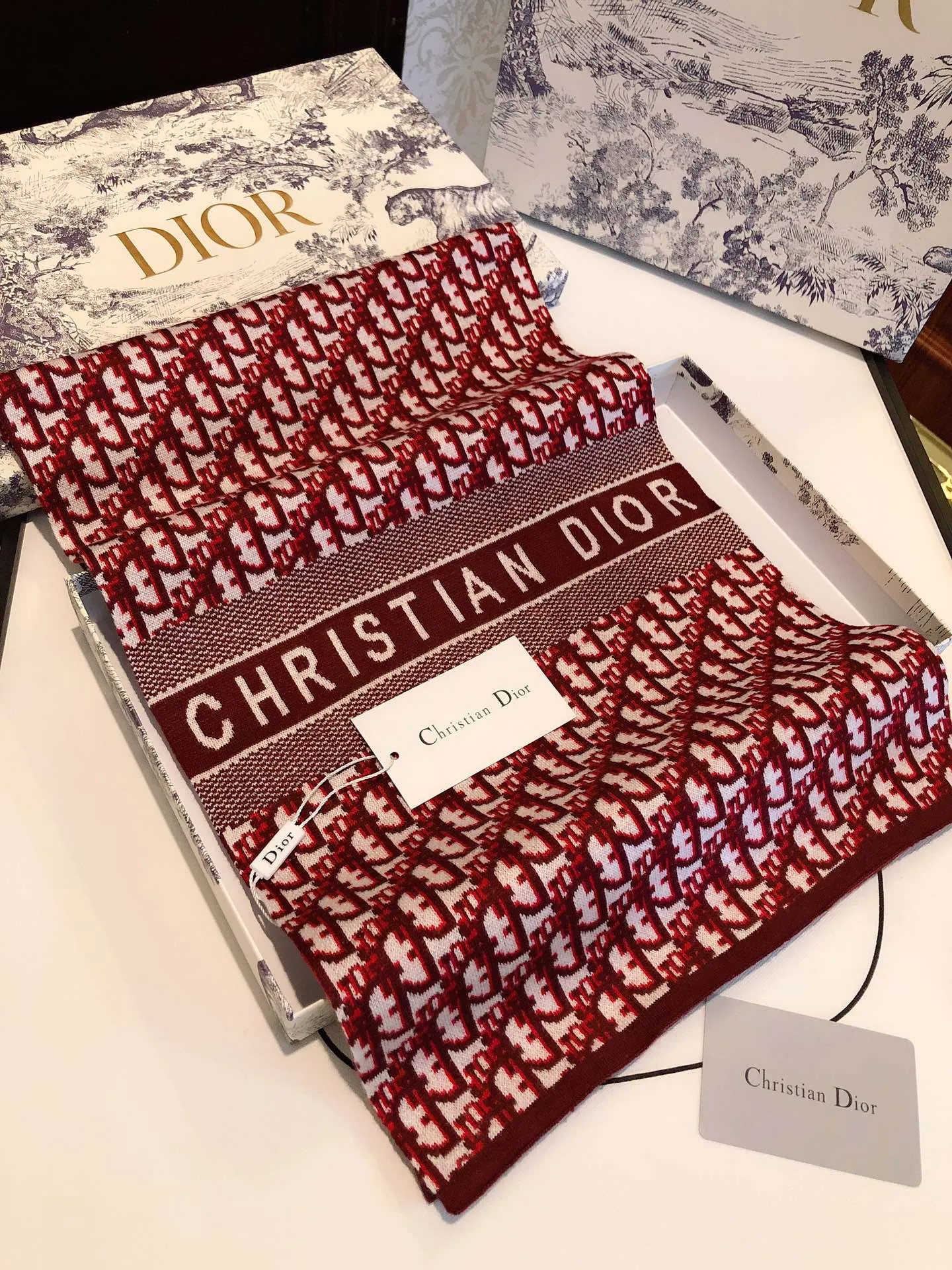 High-end CD cashmere knitted scarf