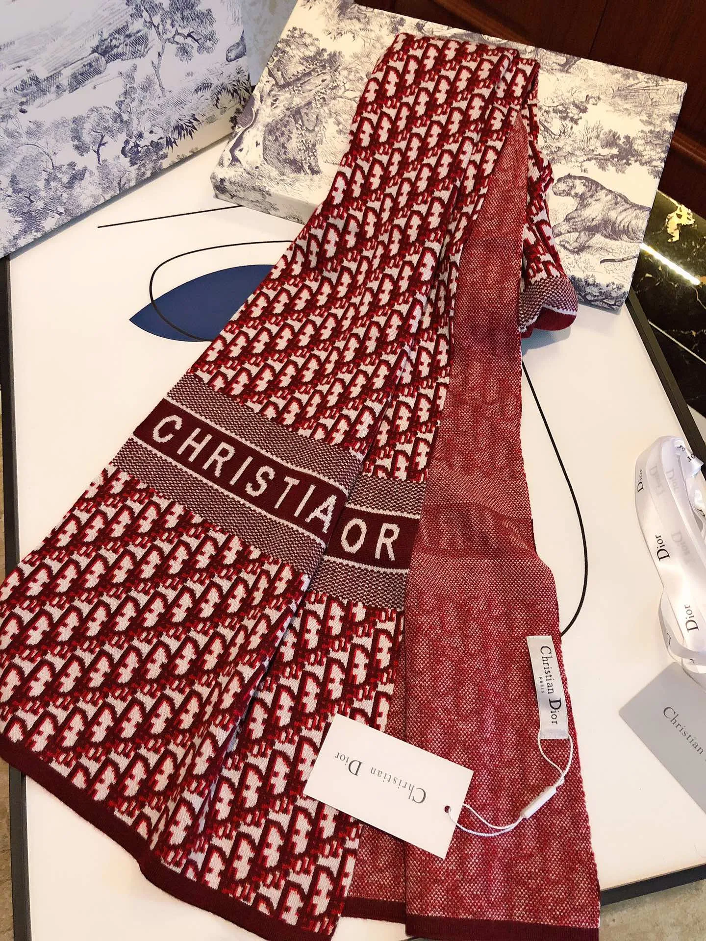 High-end CD cashmere knitted scarf