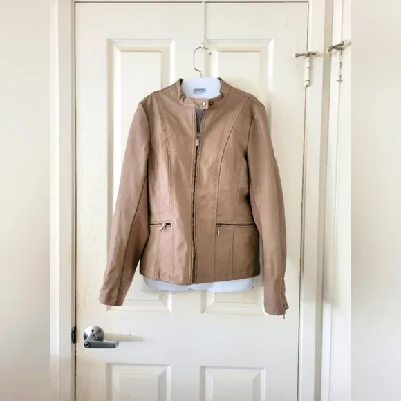 ✨️HP✨️Mo-Ka | Women's Tan Faux Leather Moto Jacket (SIZE S)