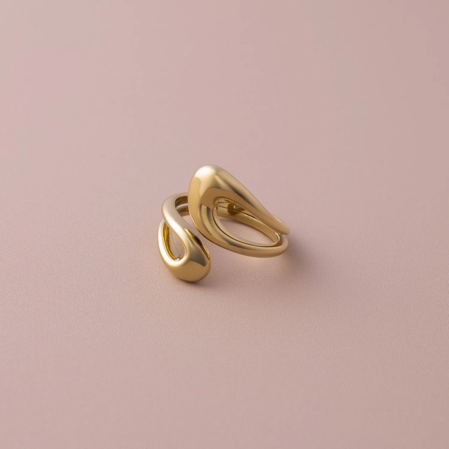 Isaria Ring