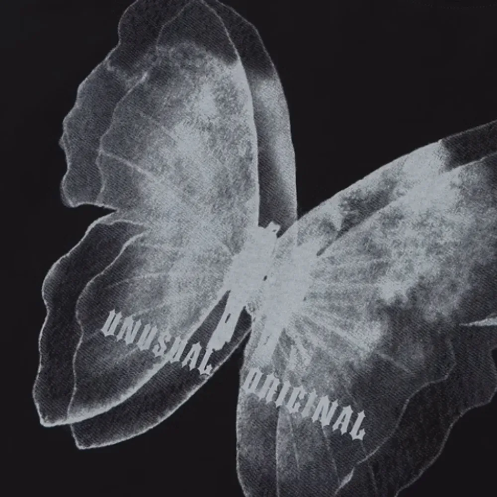 Japanese simple butterfly T-shirt