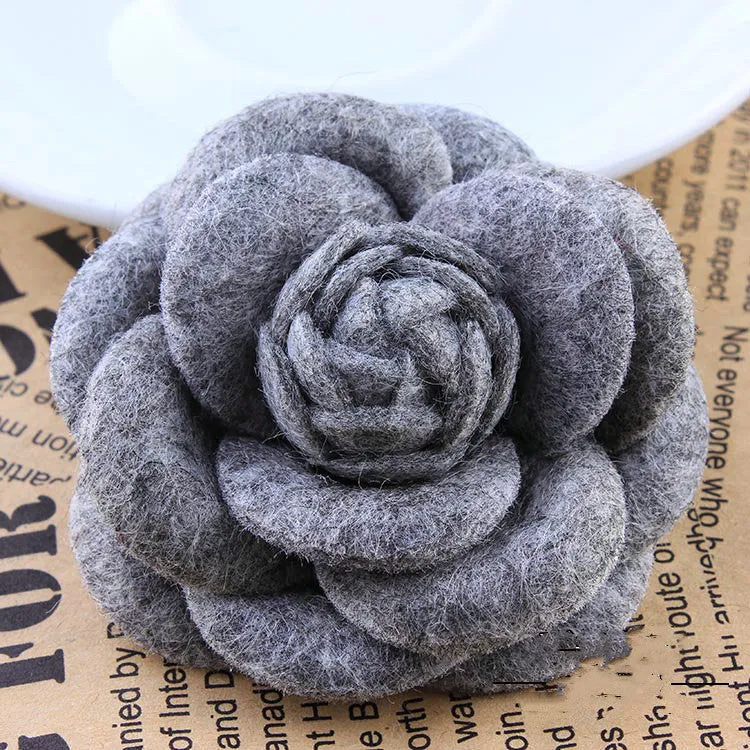 Korean high-end fashion Brooch