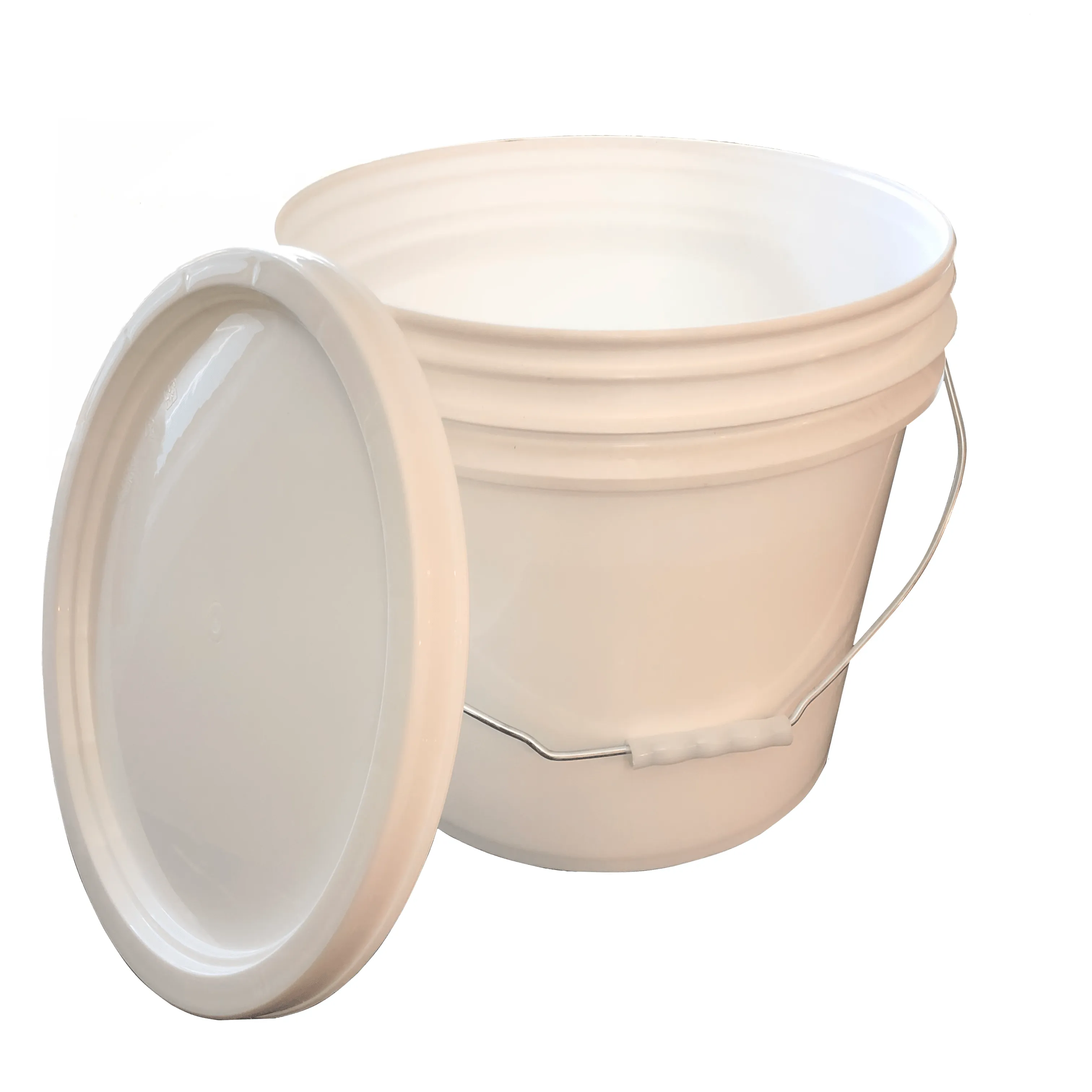 Lee Fisher Sports Bucket - 3.5 Gallon Bucket Metal Handle with Lid, White