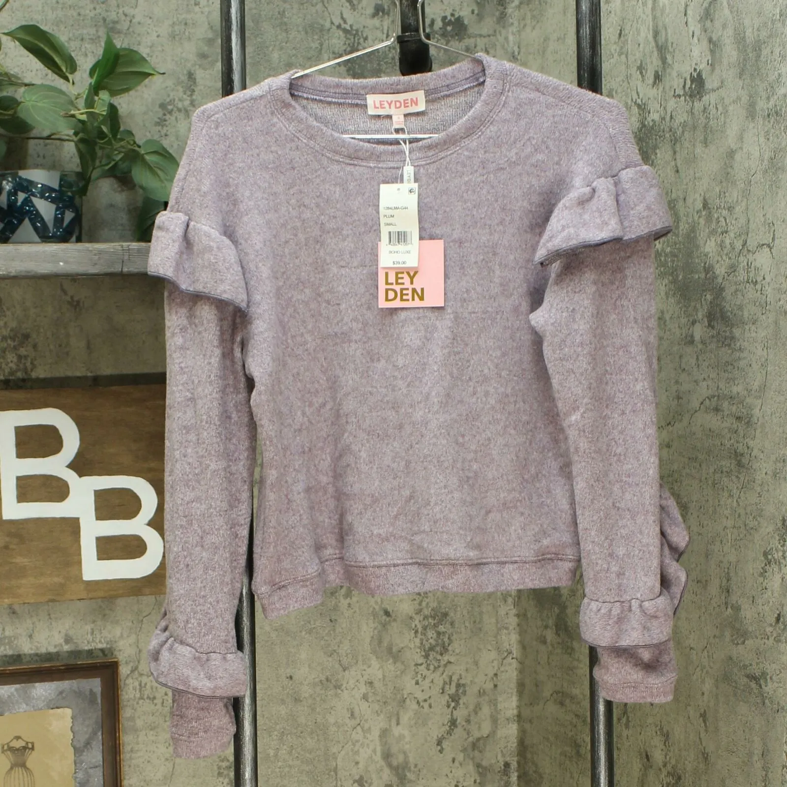 Leyden Women's Junior Fit Ruffle Sleeve Sweatshirt