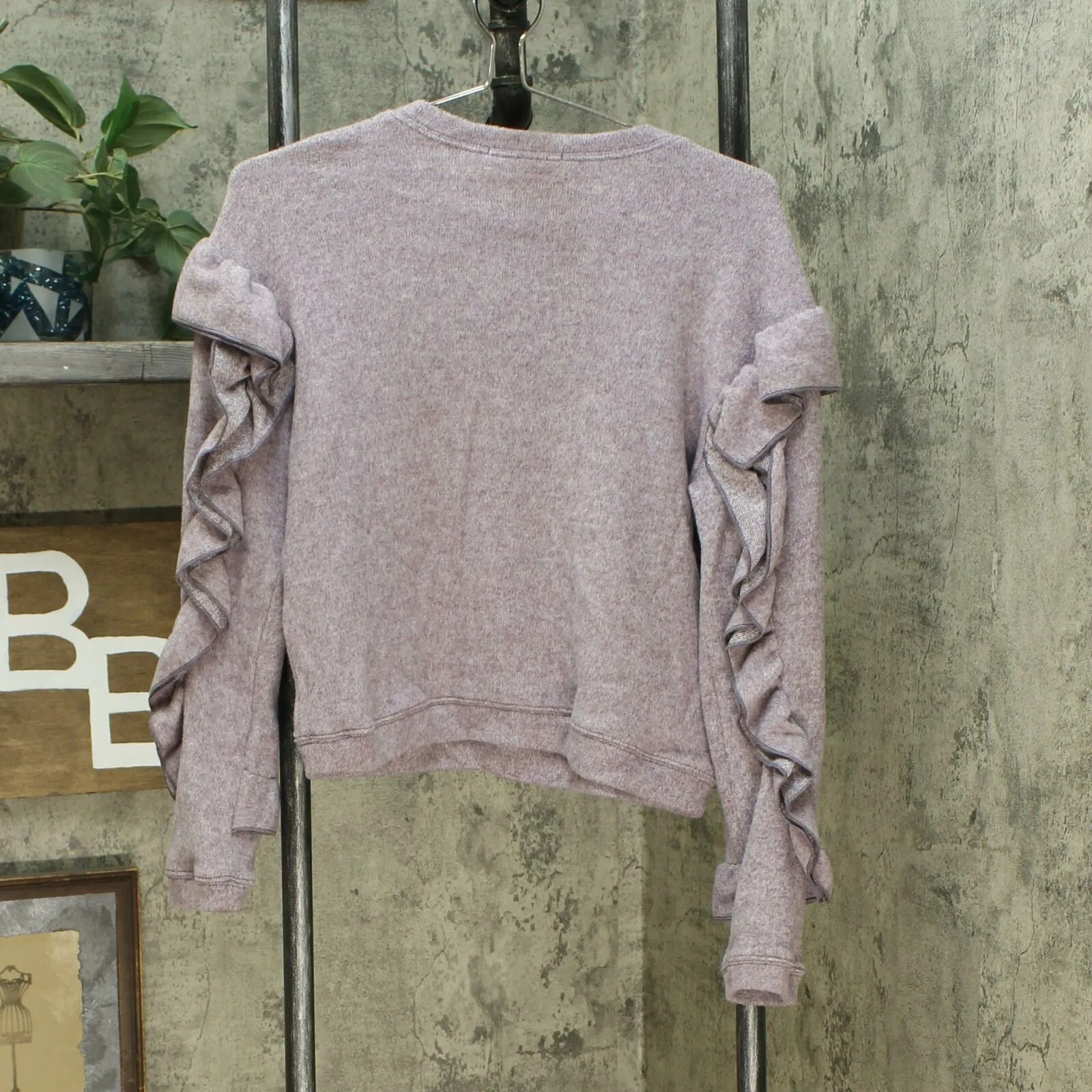 Leyden Women's Junior Fit Ruffle Sleeve Sweatshirt