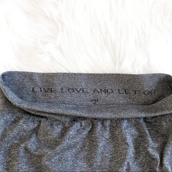Lululemon Boulevard Bliss Skirt Grey Size: Medium 8-10