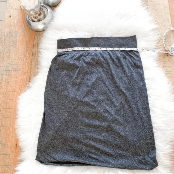 Lululemon Boulevard Bliss Skirt Grey Size: Medium 8-10