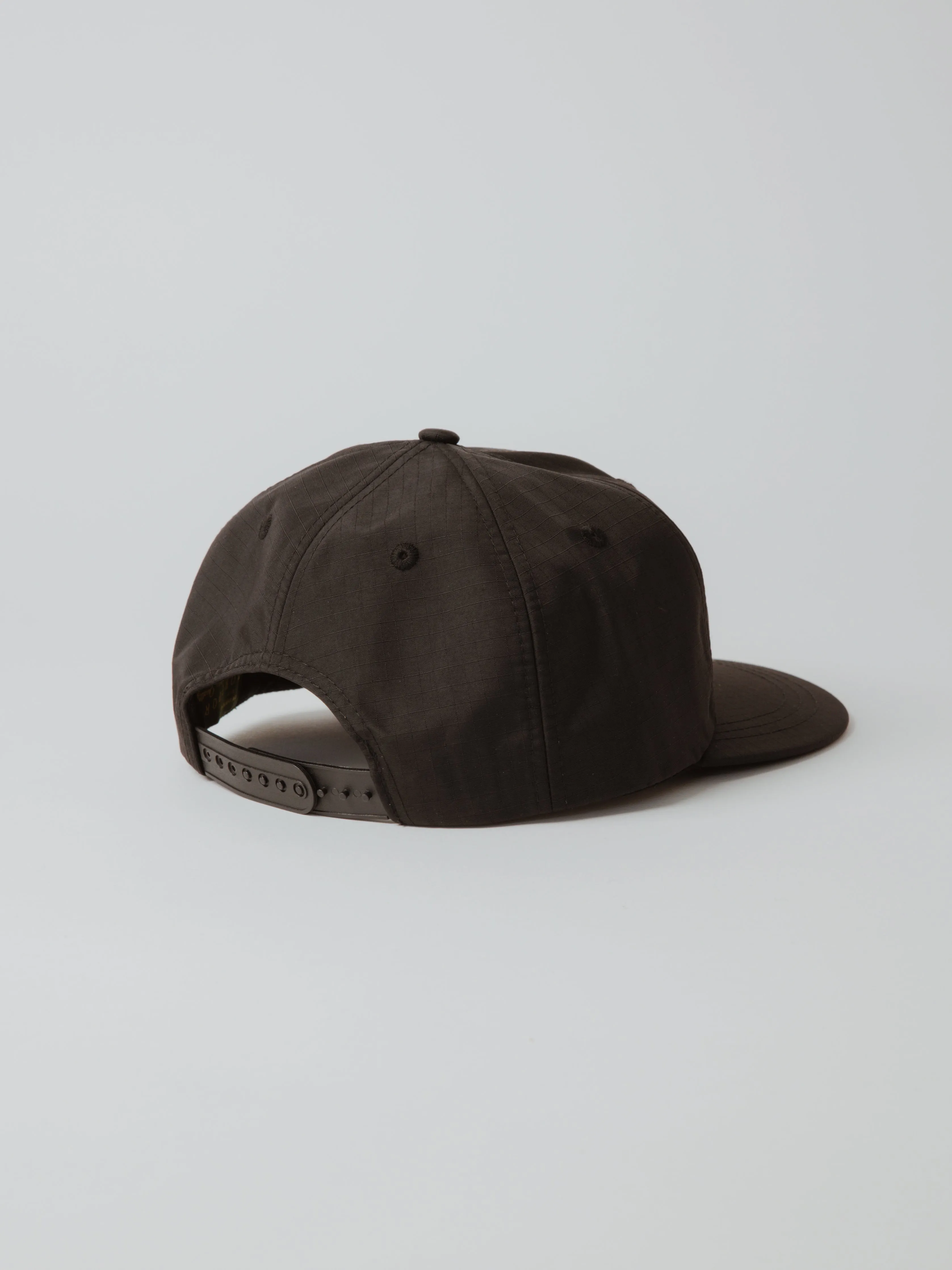 Mackenzie Ripstop - Black/Gold