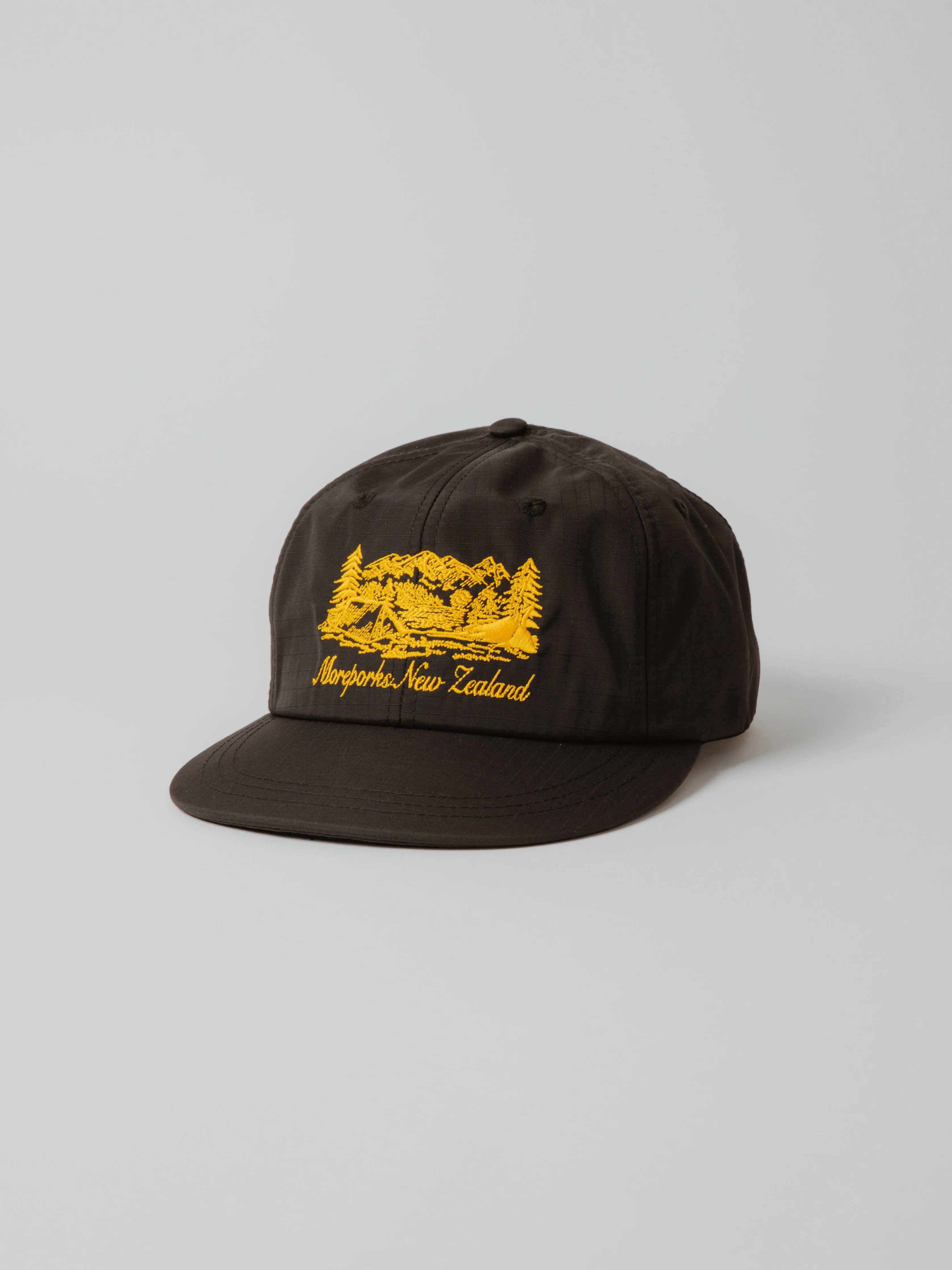 Mackenzie Ripstop - Black/Gold